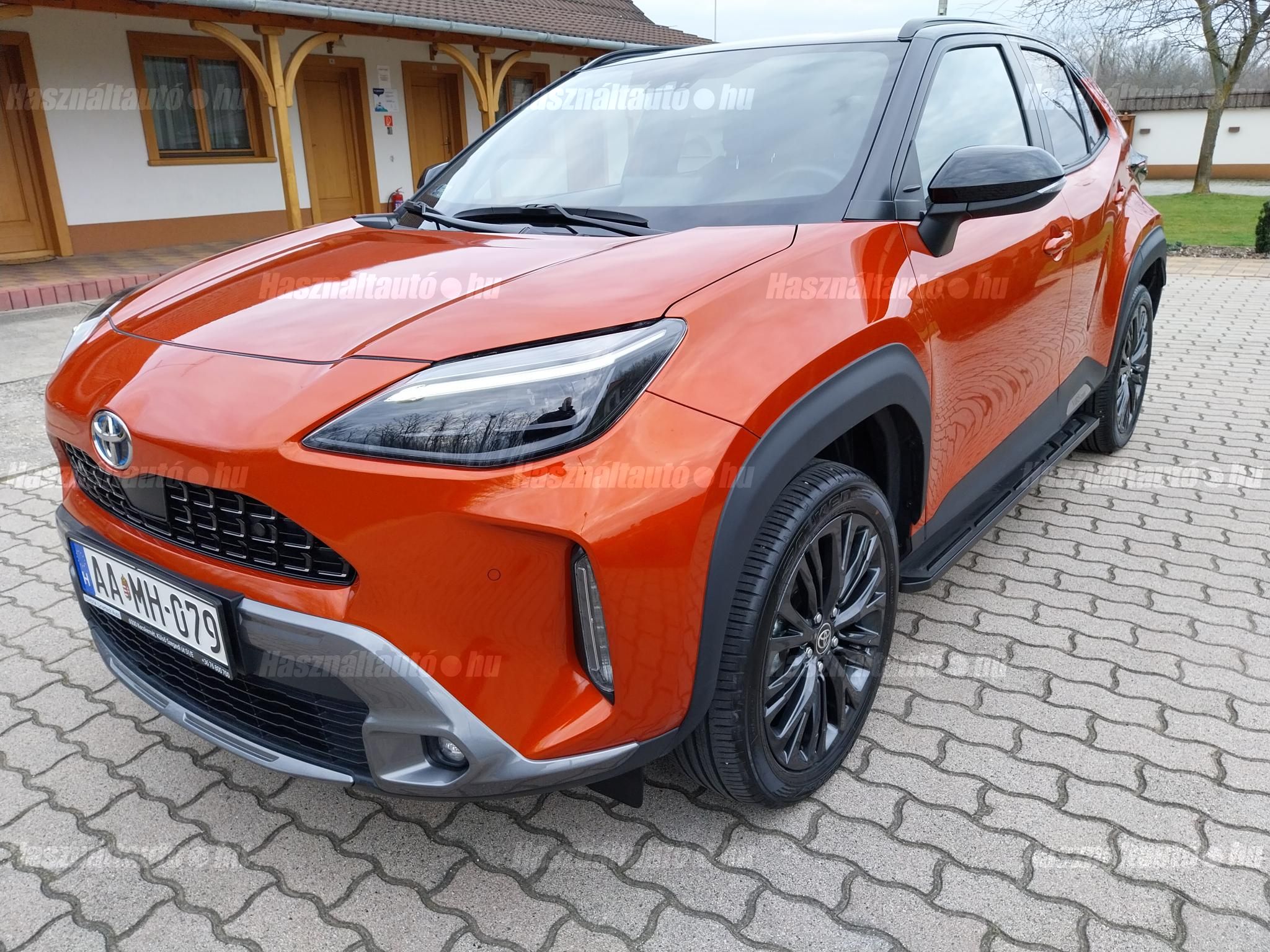 TOYOTA YARIS CROSS 2023/3 - 1