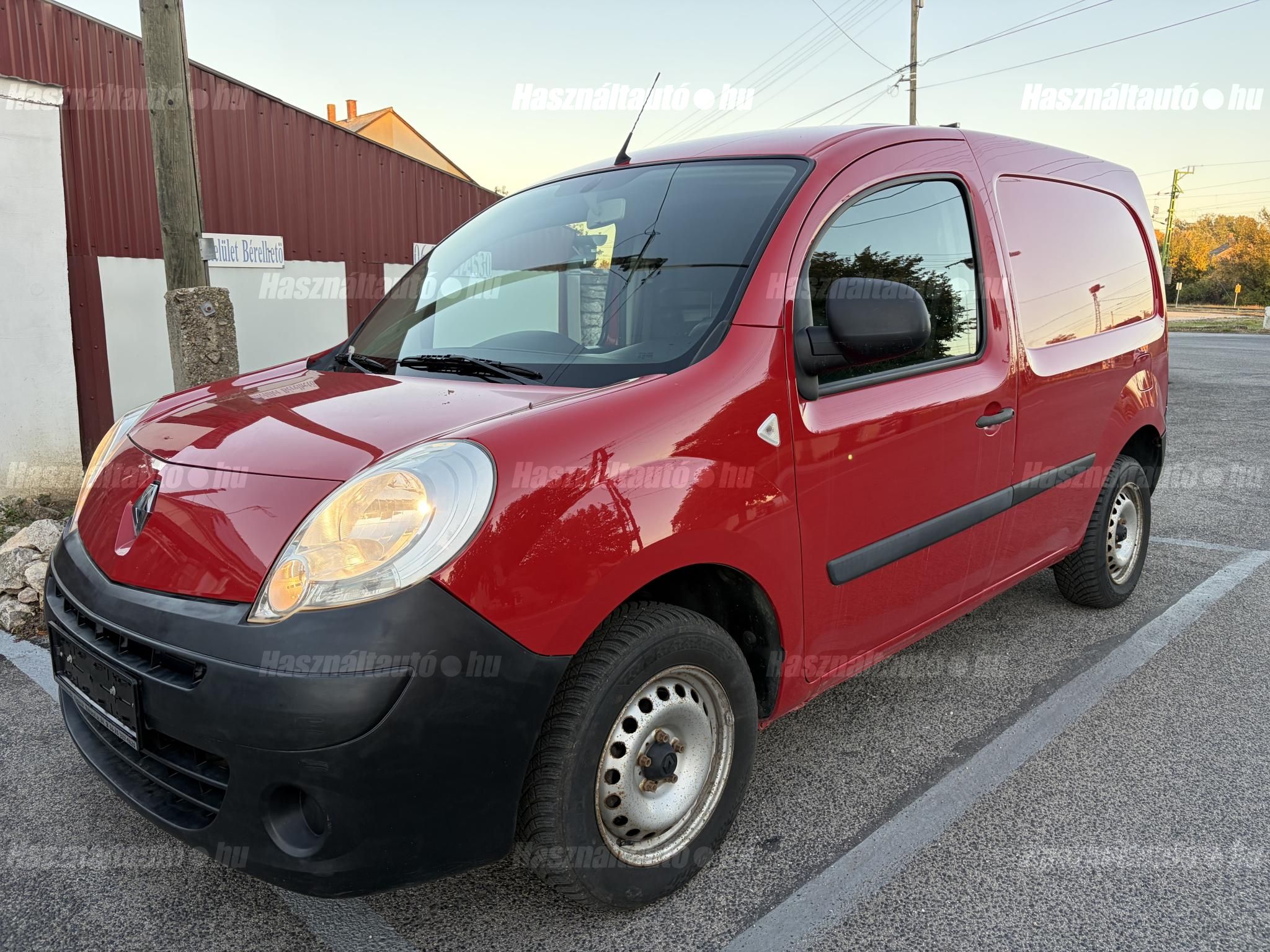 RENAULT KANGOO 2013 - 1