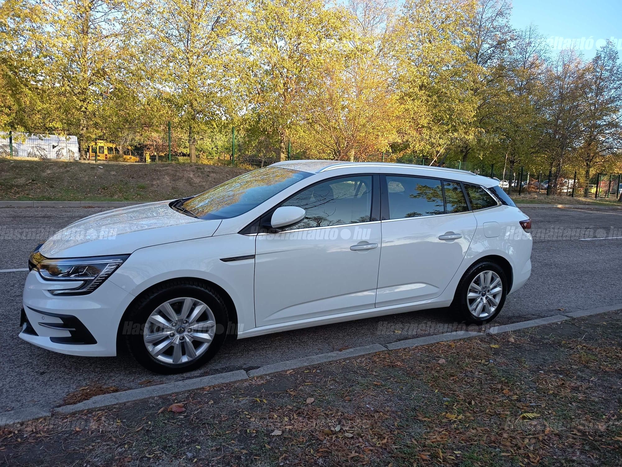 RENAULT MEGANE 2021/9 - 1