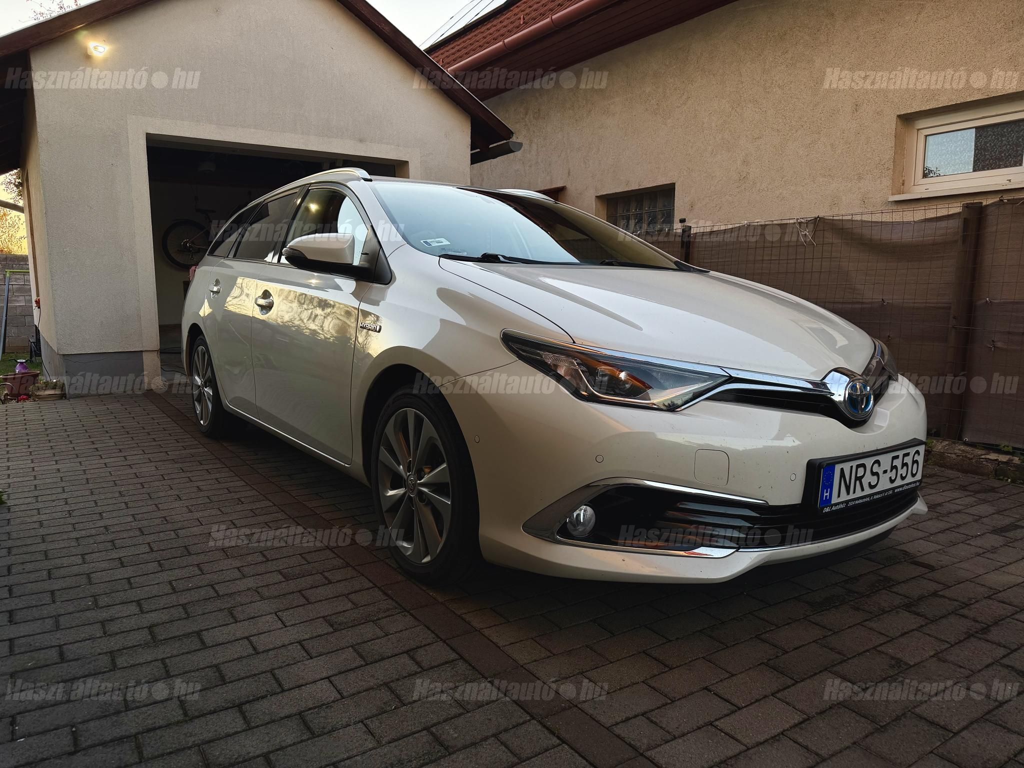 TOYOTA AURIS 2016/5 - 1