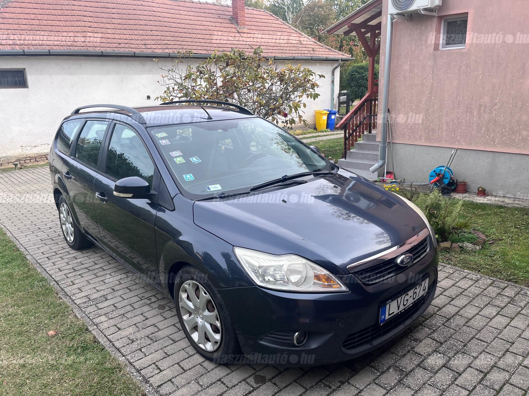 FORD FOCUS 2010/12 - 1