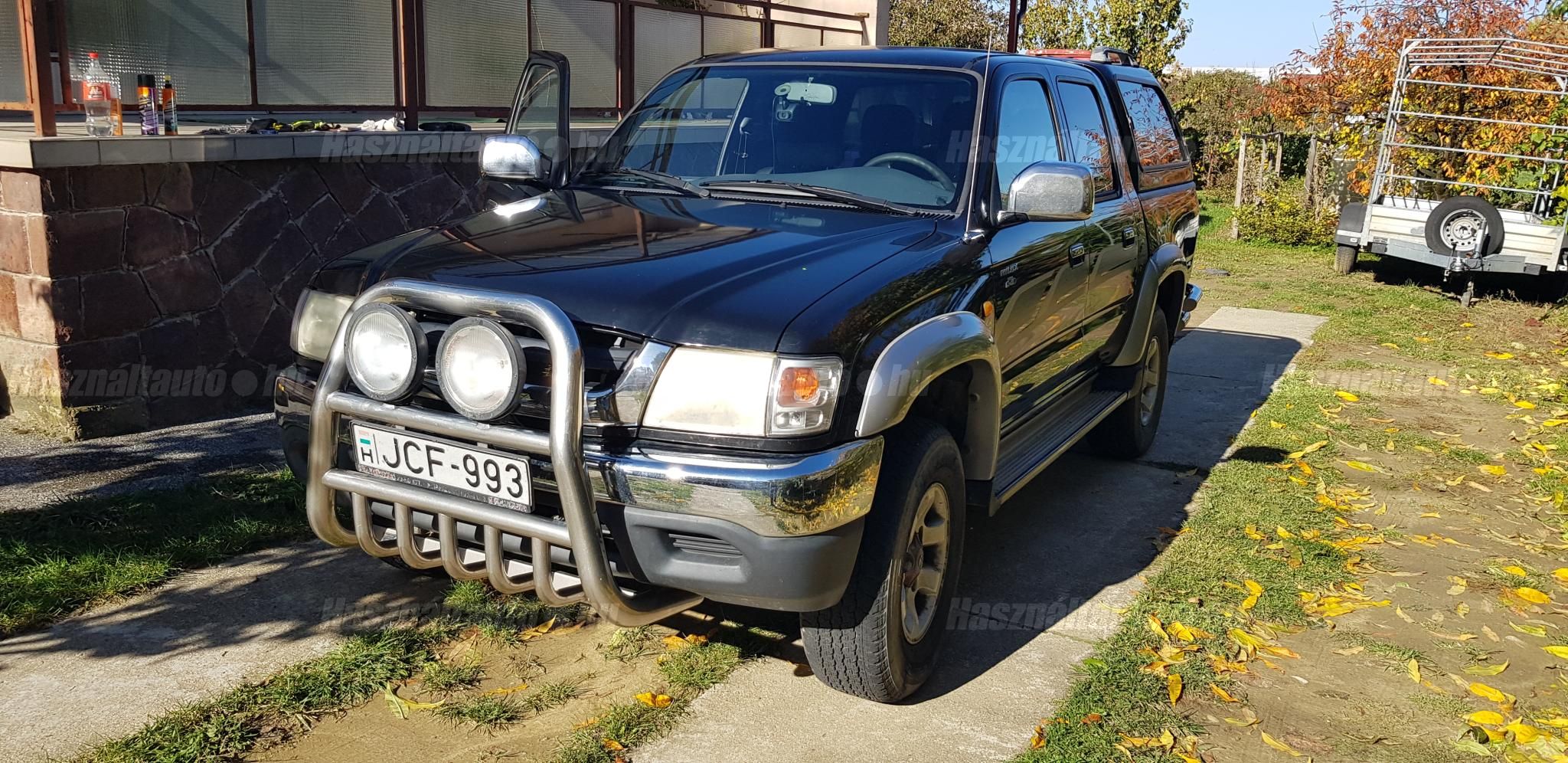 TOYOTA HILUX 2004/7 - 1