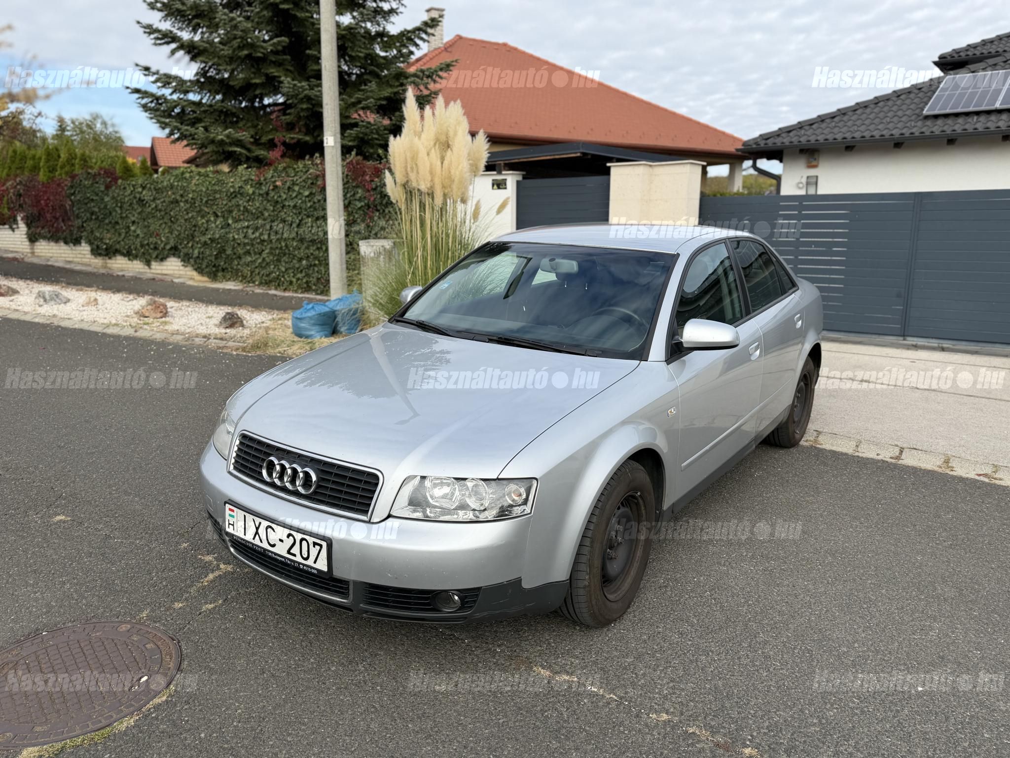 AUDI A4 2003/5 - 1