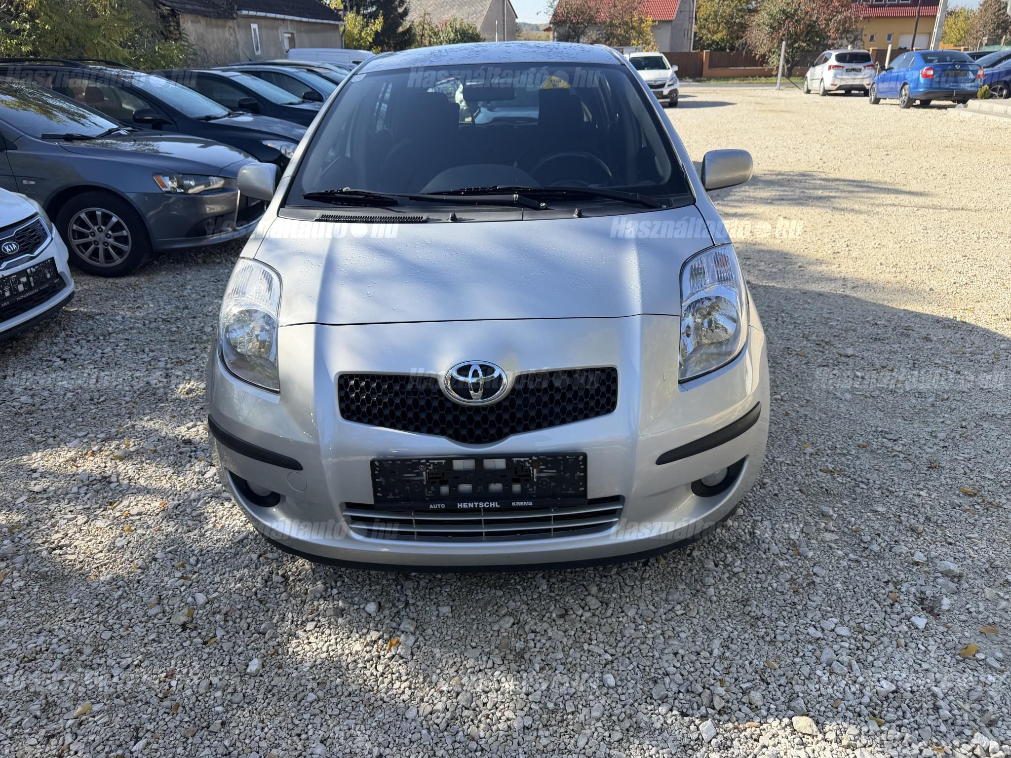 TOYOTA YARIS 2007/6 - 1