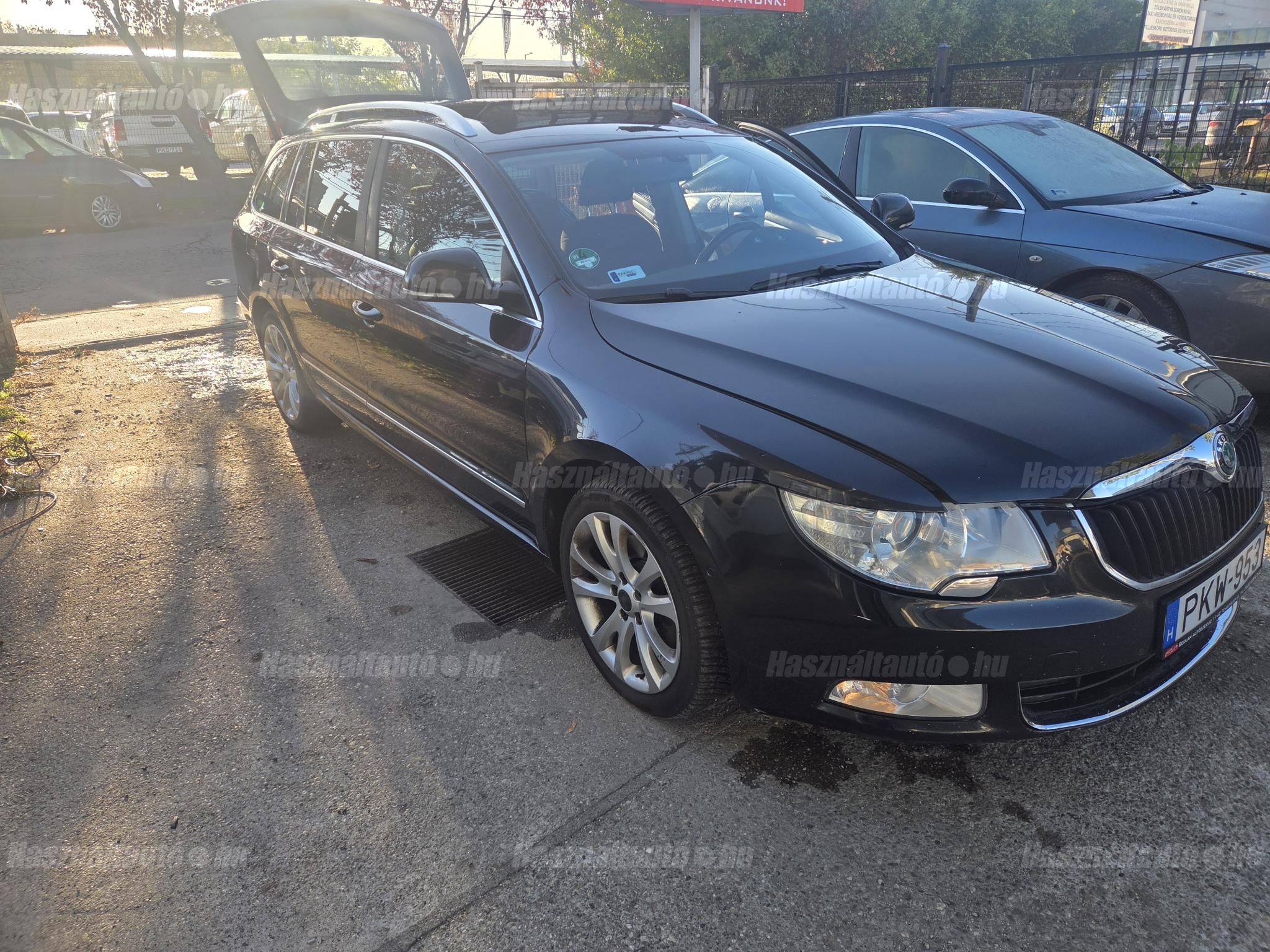 SKODA SUPERB 2013/4 - 1