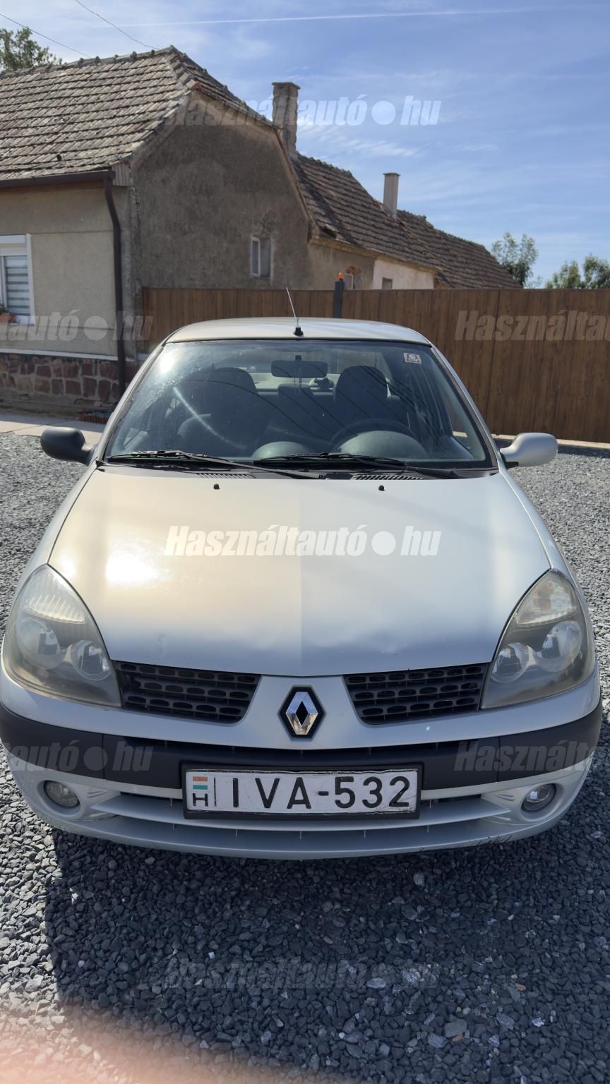RENAULT THALIA 2003/7 - 1