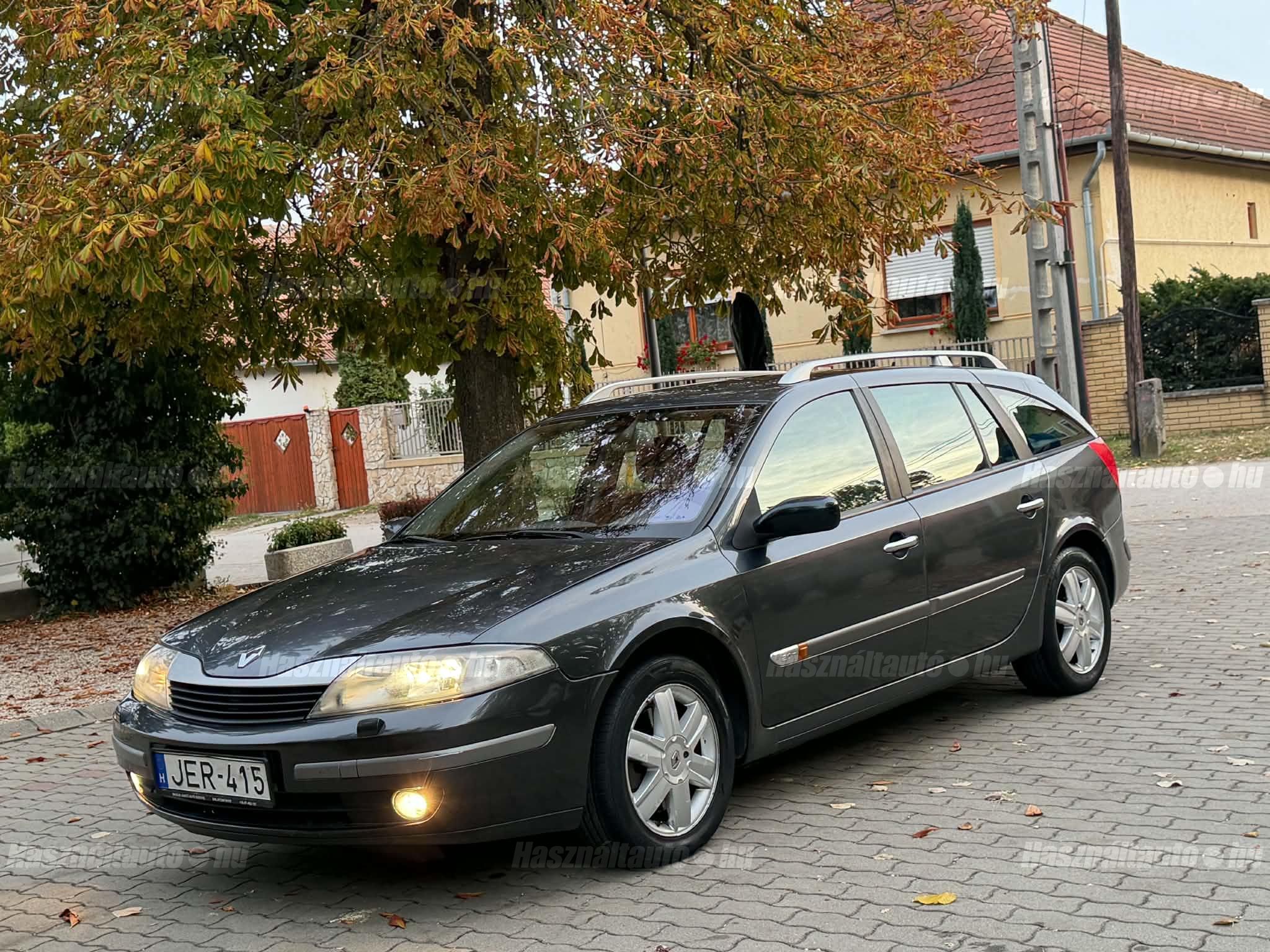 RENAULT LAGUNA 2004/6 - 1