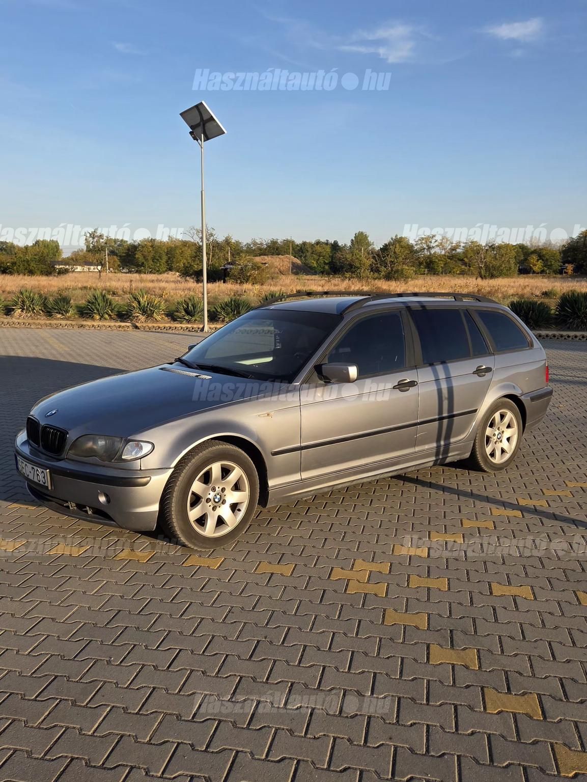 BMW 318 2003/9 - 1