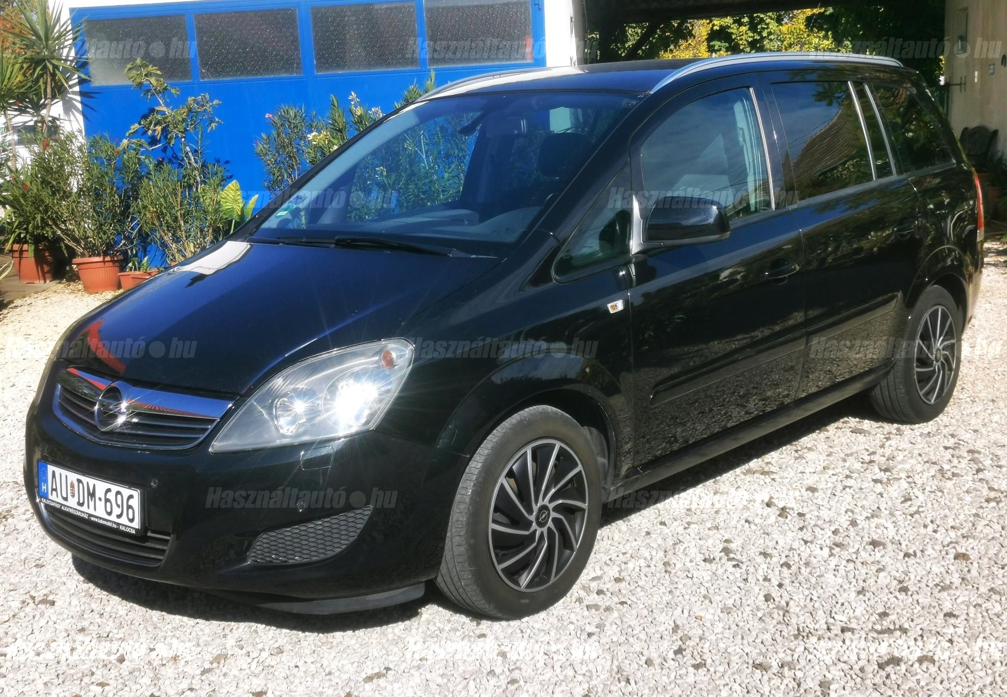 OPEL ZAFIRA B 2012/6 - 1