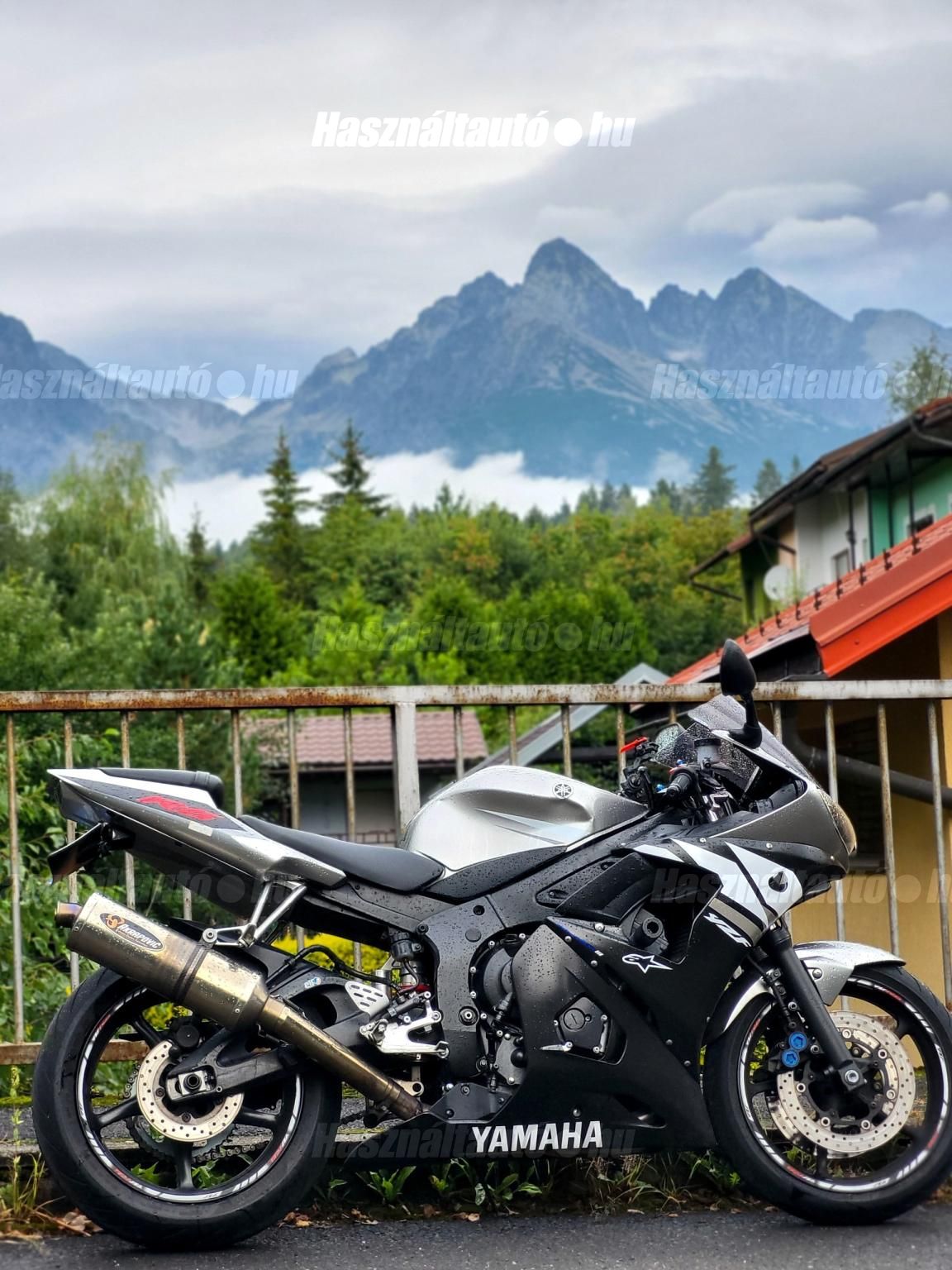 YAMAHA YZF R6 2003/10 - 1
