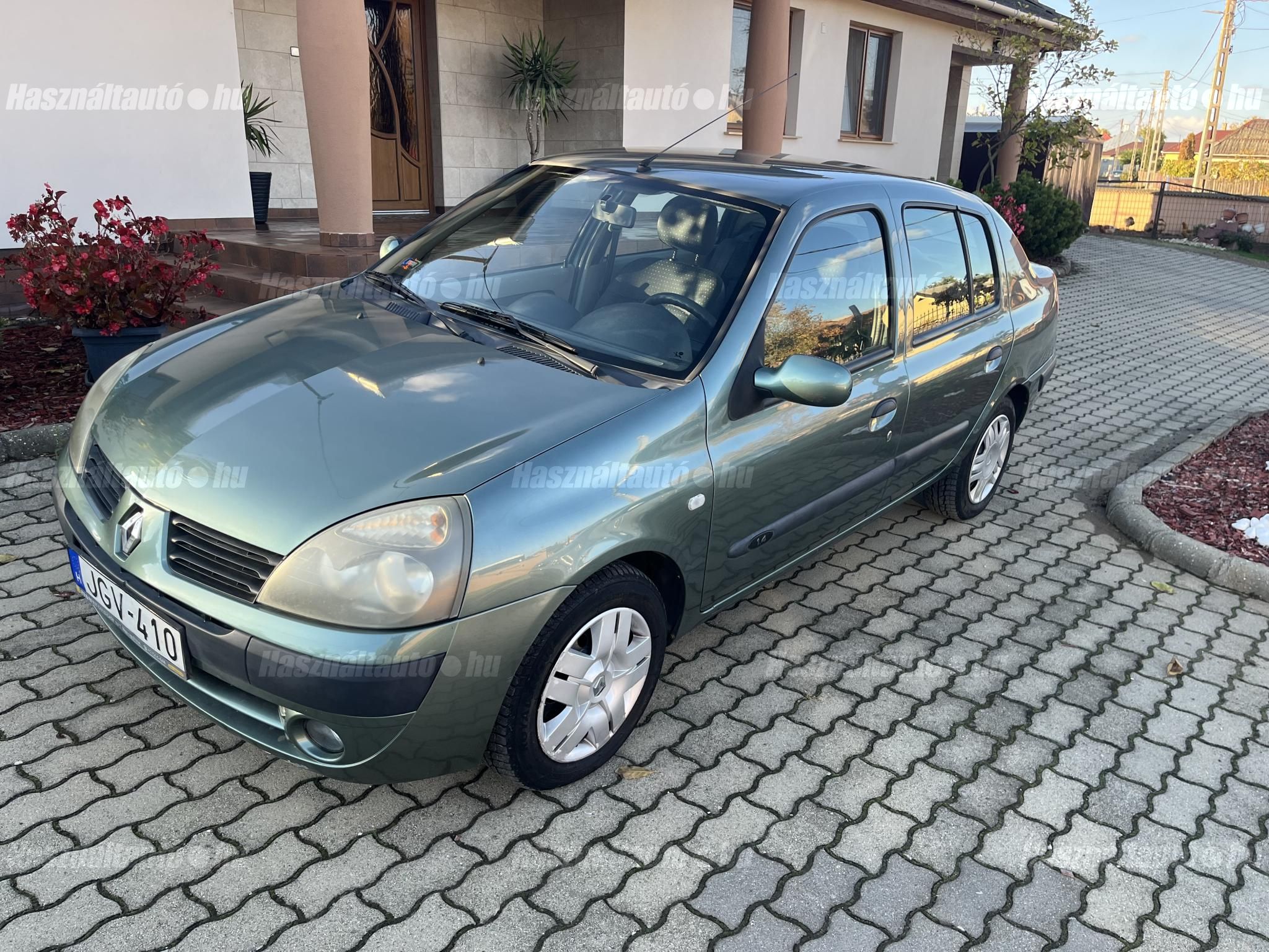 RENAULT THALIA 2004/9 - 1