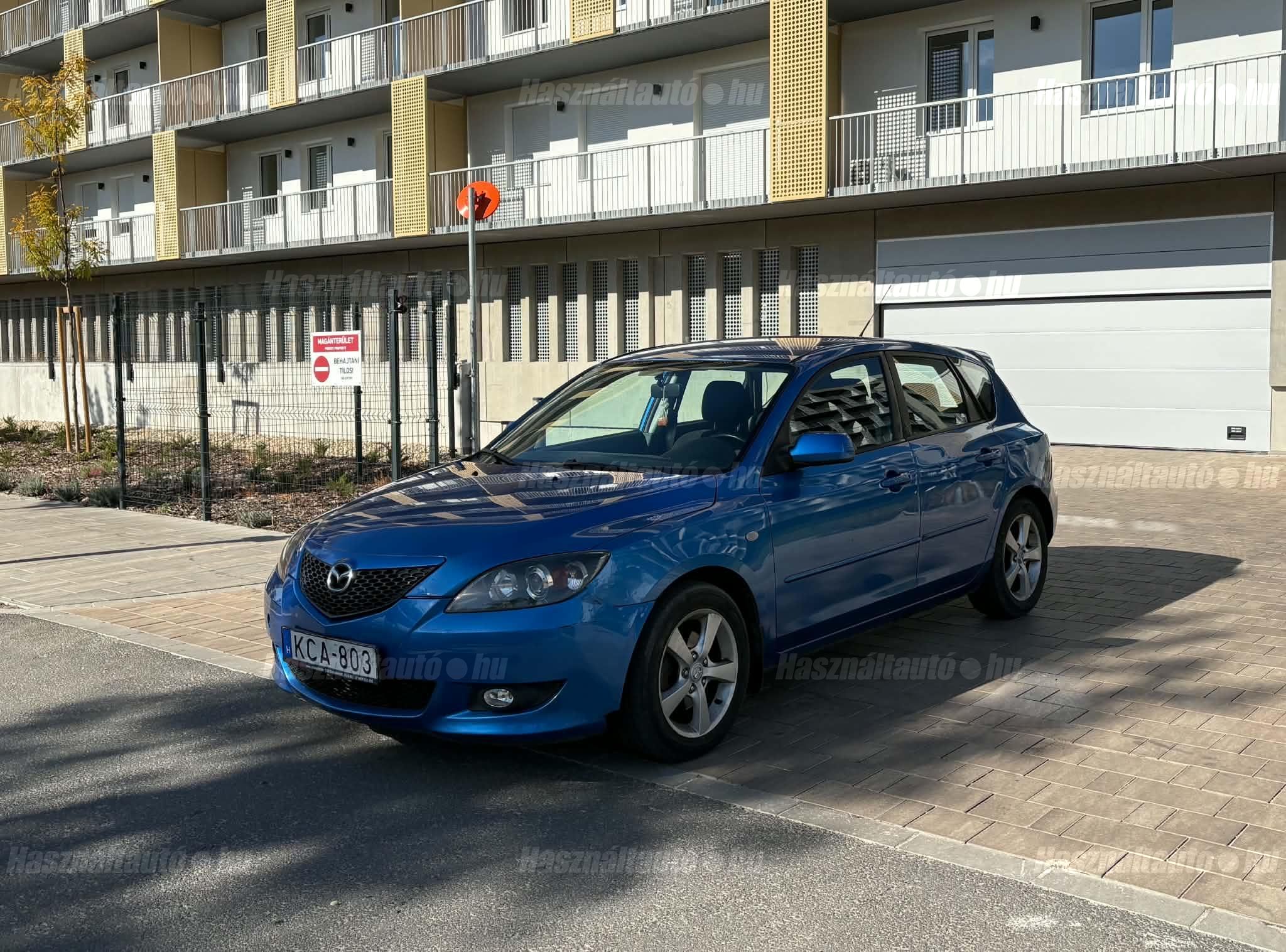 MAZDA 3 2004/5 - 1