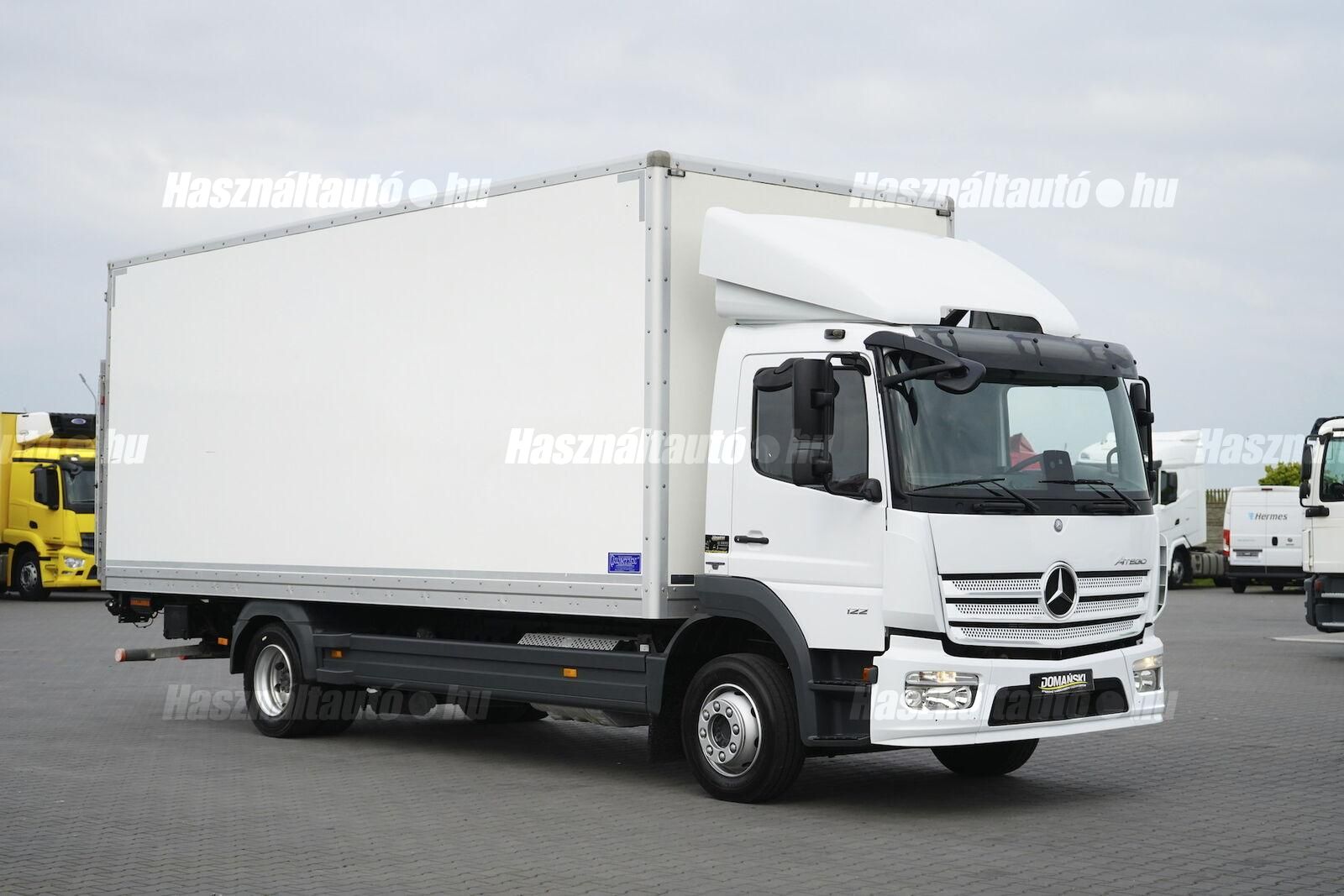 MERCEDES-BENZ 2018/1 - 1