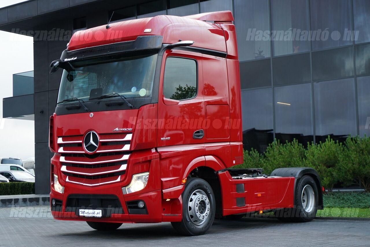 MERCEDES-BENZ 2021/1 - 1