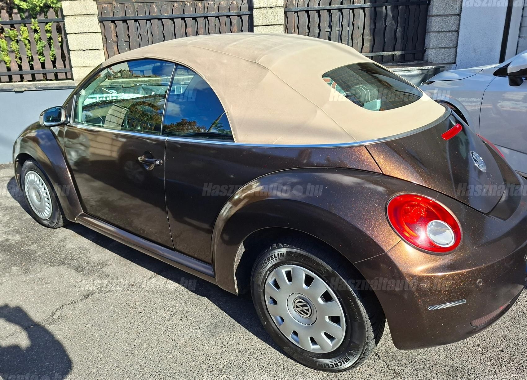 VOLKSWAGEN NEW BEETLE 2010/5 - 1