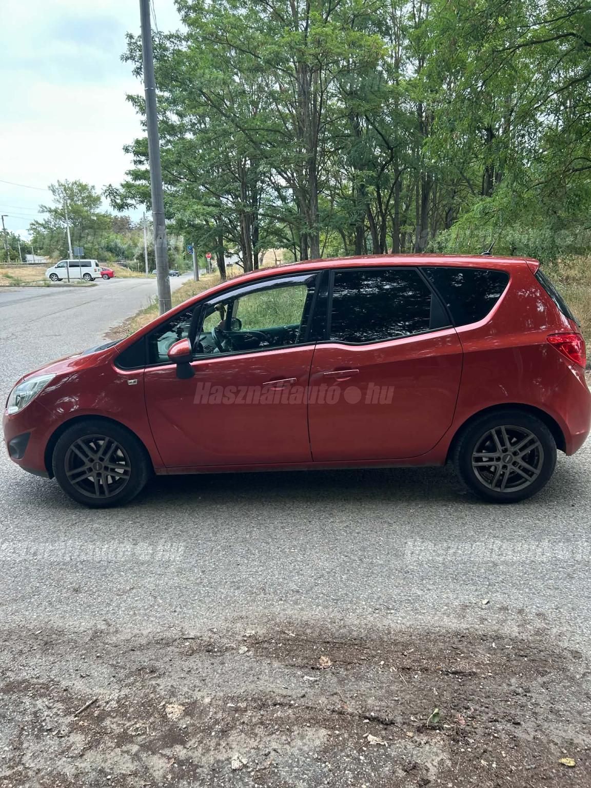 OPEL MERIVA B 2013 - 1