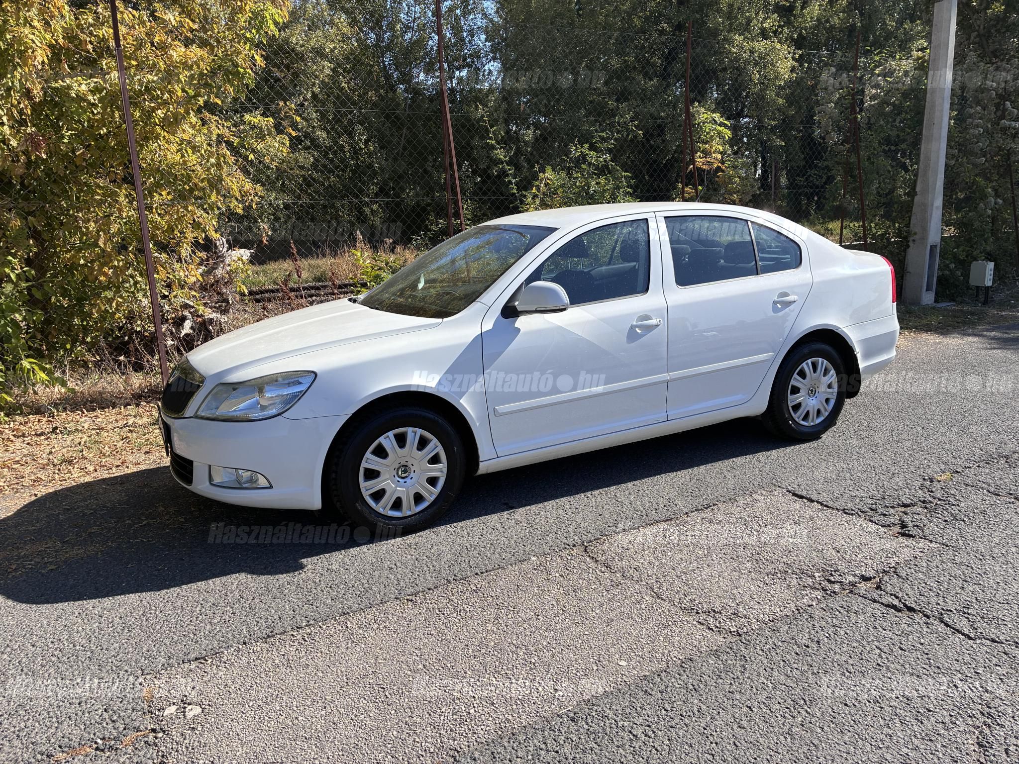SKODA OCTAVIA 2010/10 - 1