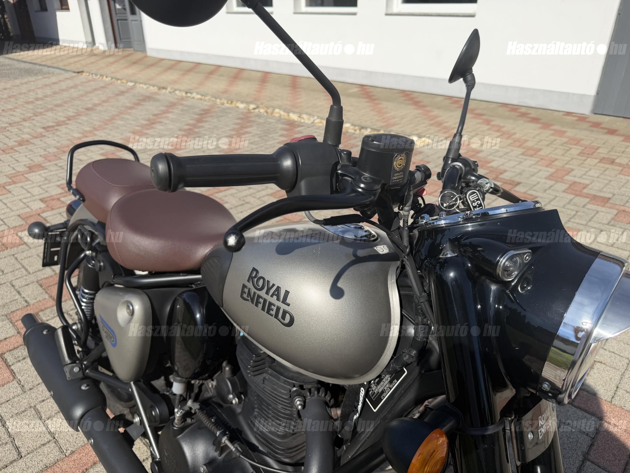 ROYAL ENFIELD CLASSIC 2023/6 - 1