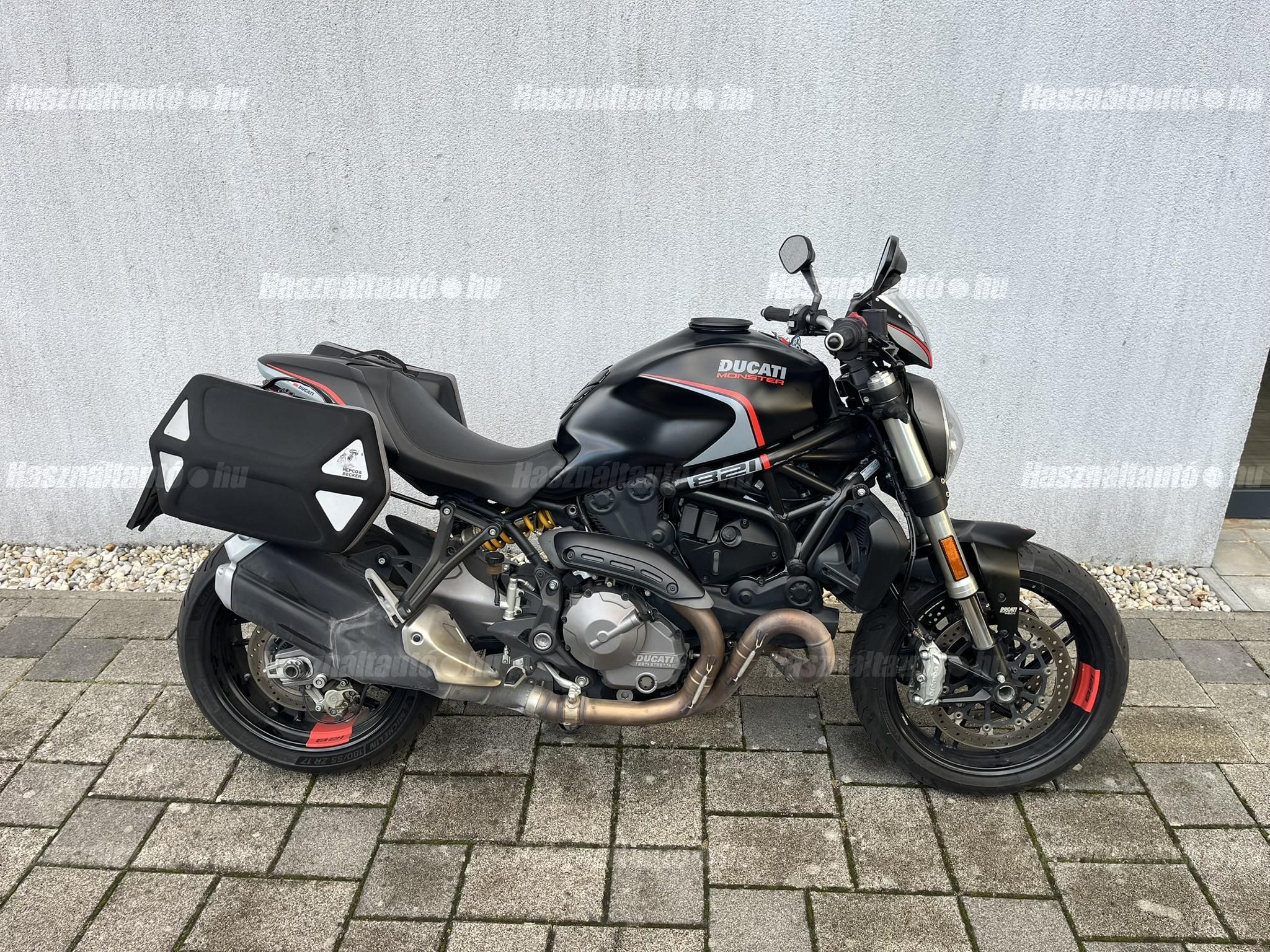 DUCATI MONSTER 821 2020/7 - 1