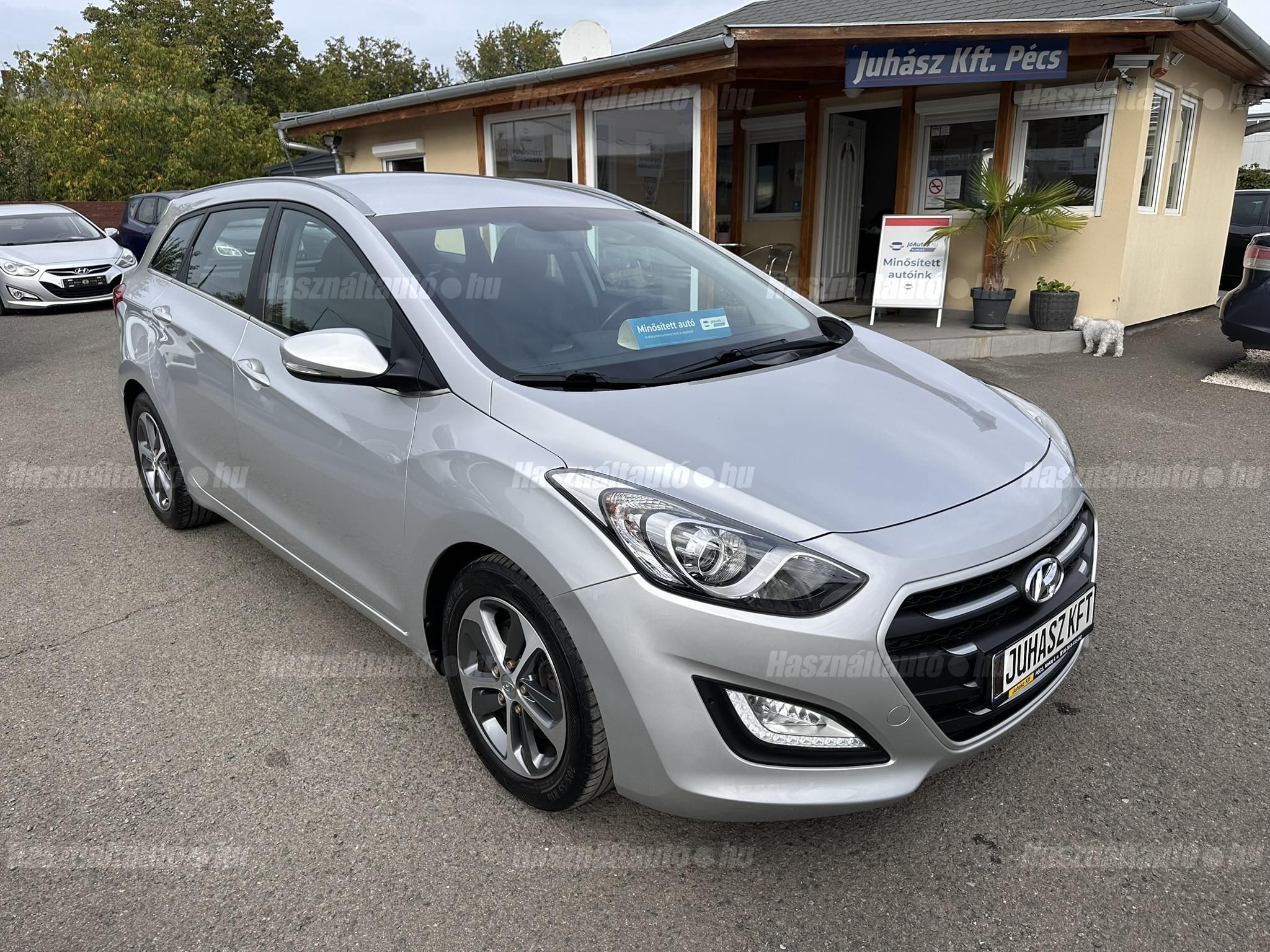 HYUNDAI I30 2016/4 - 1