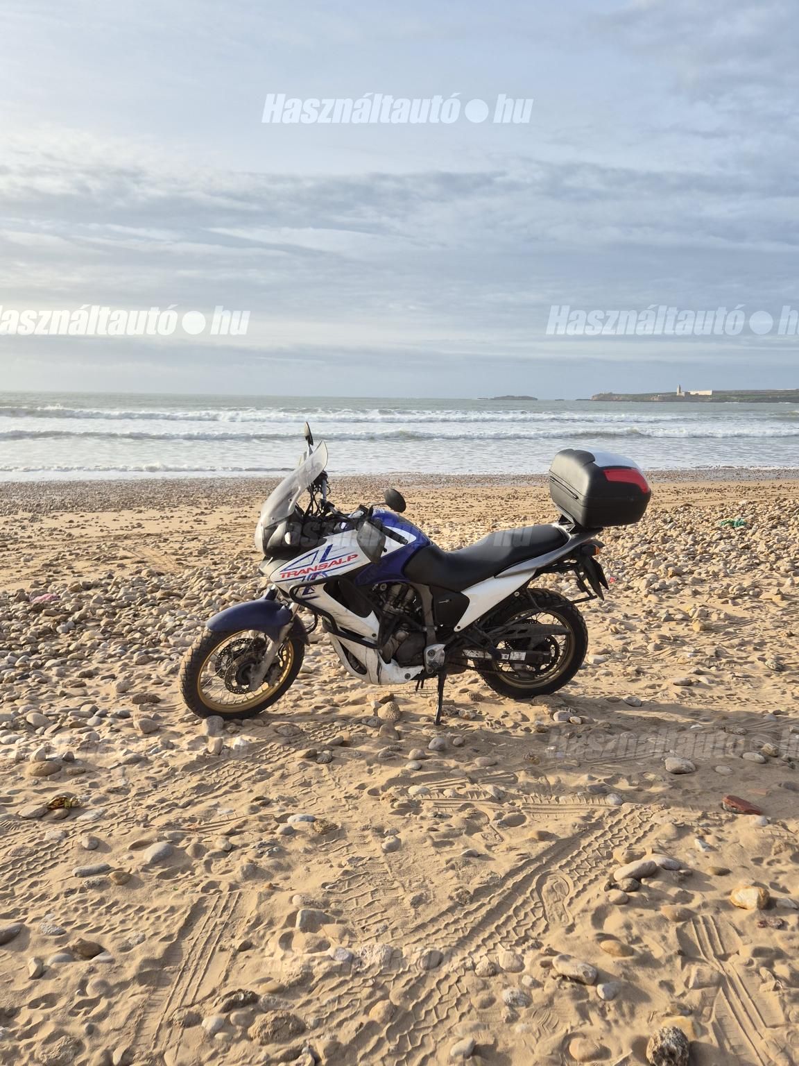 HONDA XL 700 V 2010/6 - 1