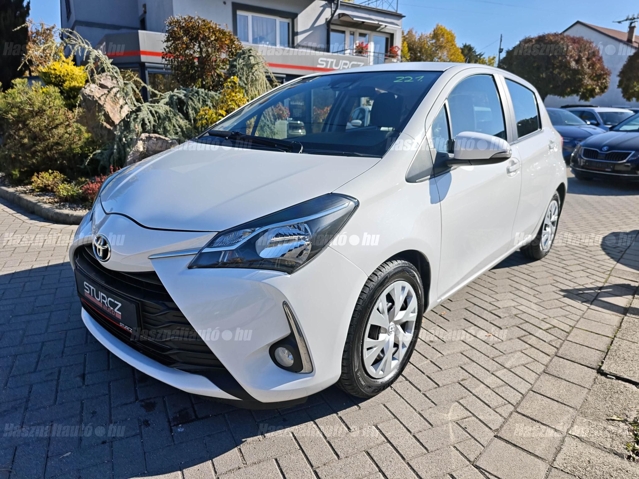 TOYOTA YARIS 2019/9 - 1