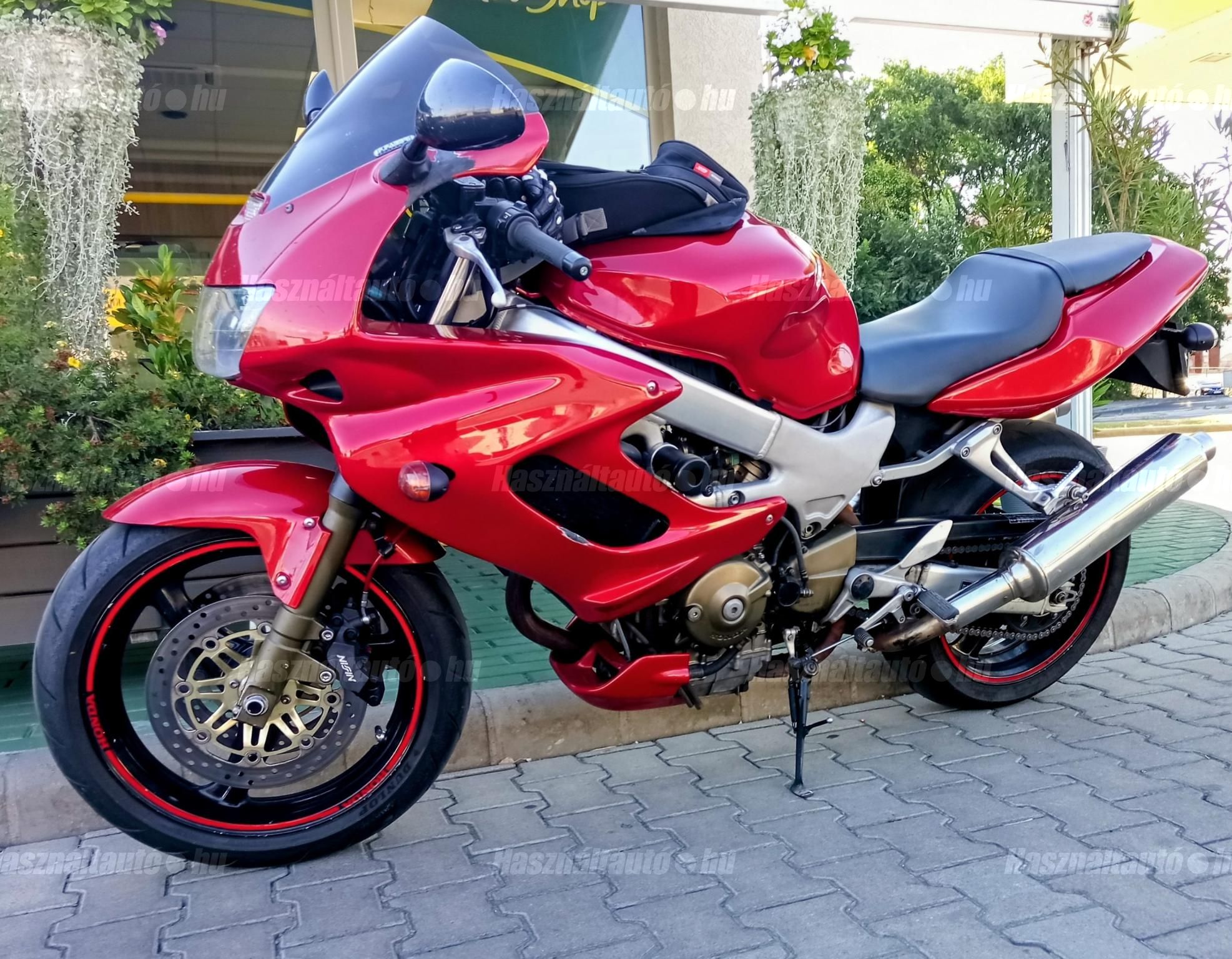 HONDA VTR 1000 F 2005/8 - 1