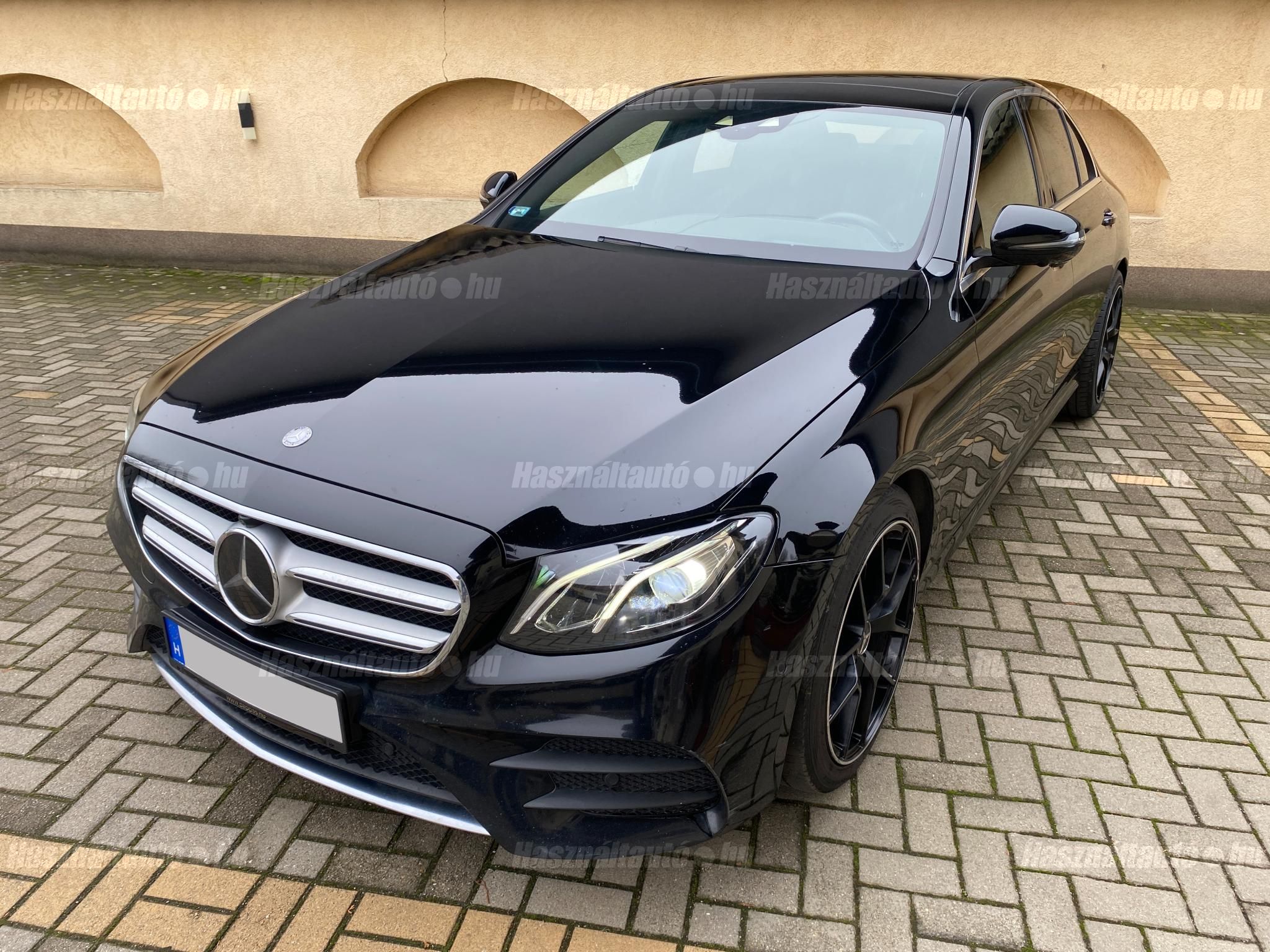 MERCEDES-BENZ E 220 2016/11 - 1