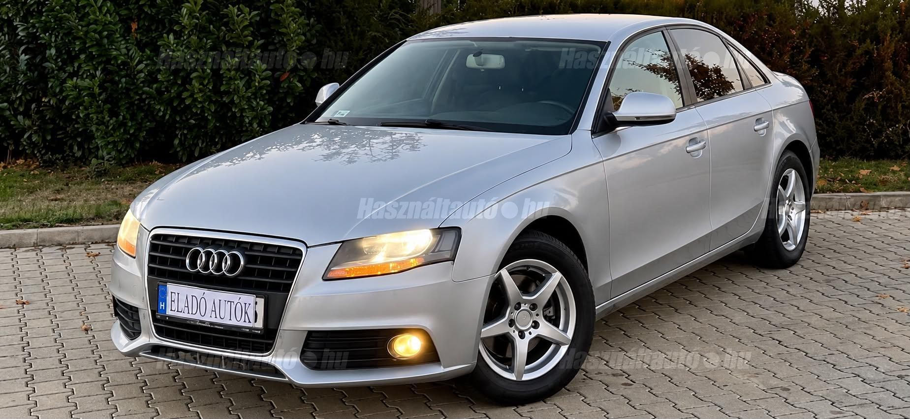 AUDI A4 2009/5 - 1