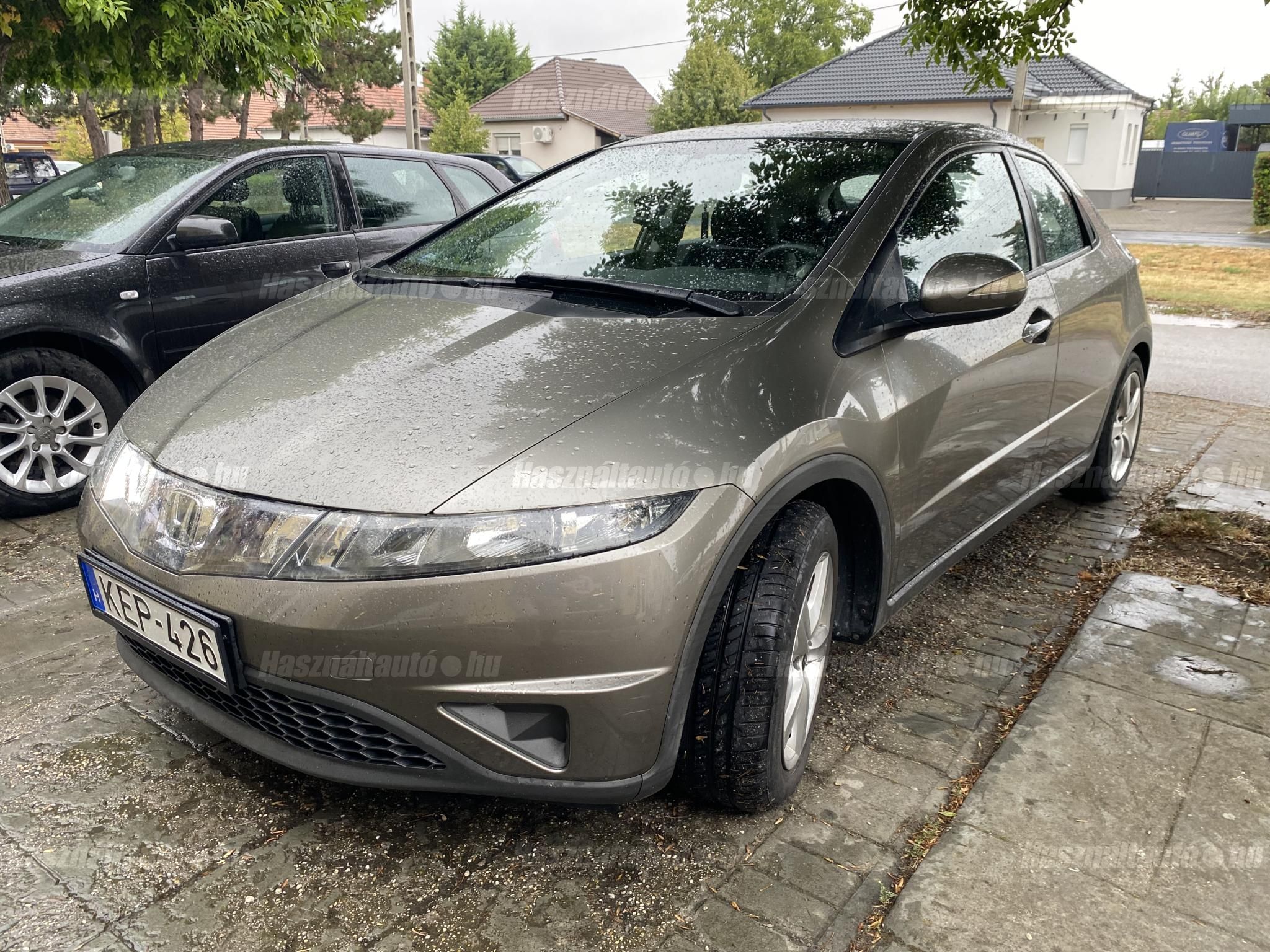 HONDA CIVIC 2006/6 - 1