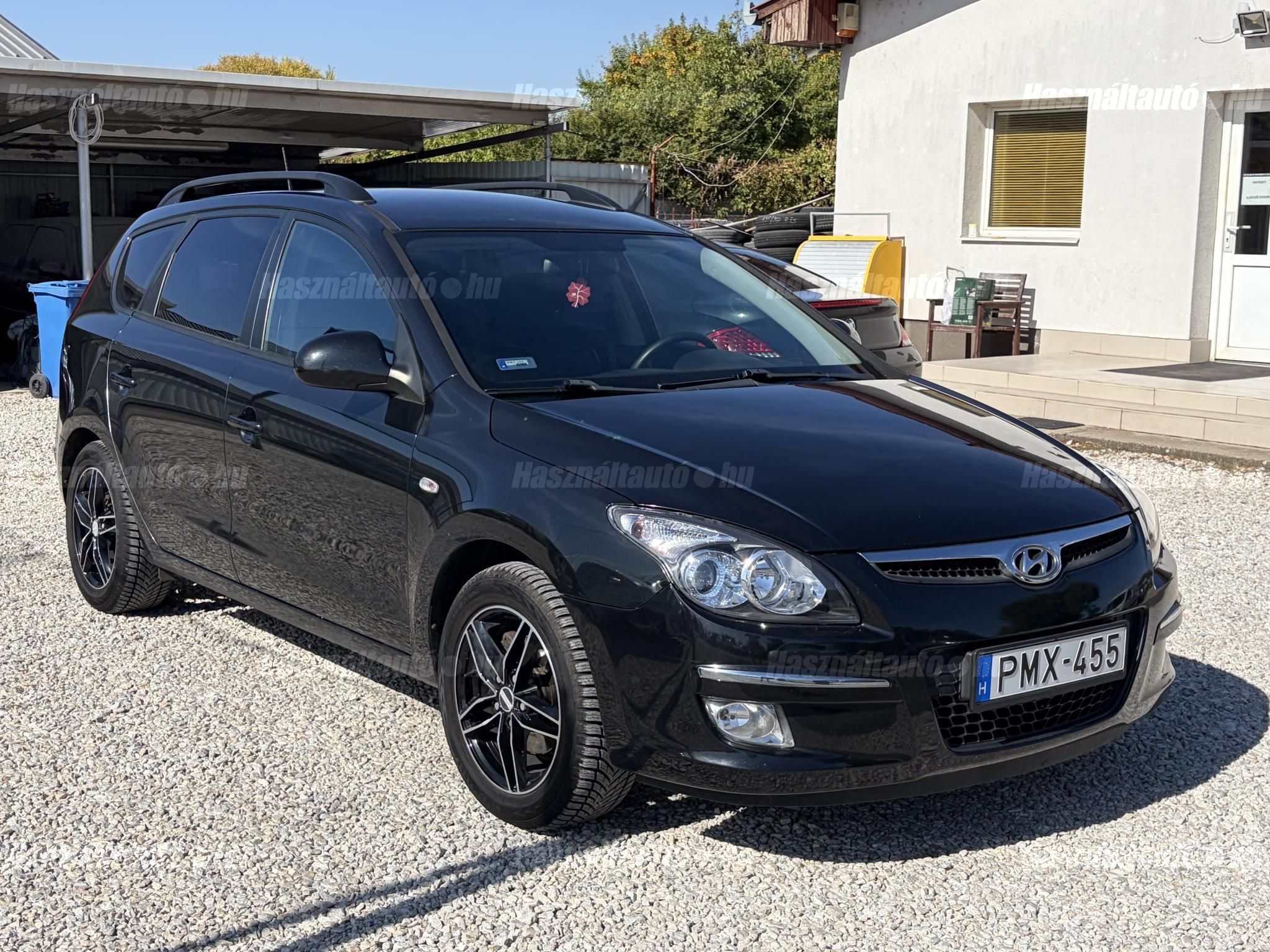HYUNDAI I30 2009/8 - 1