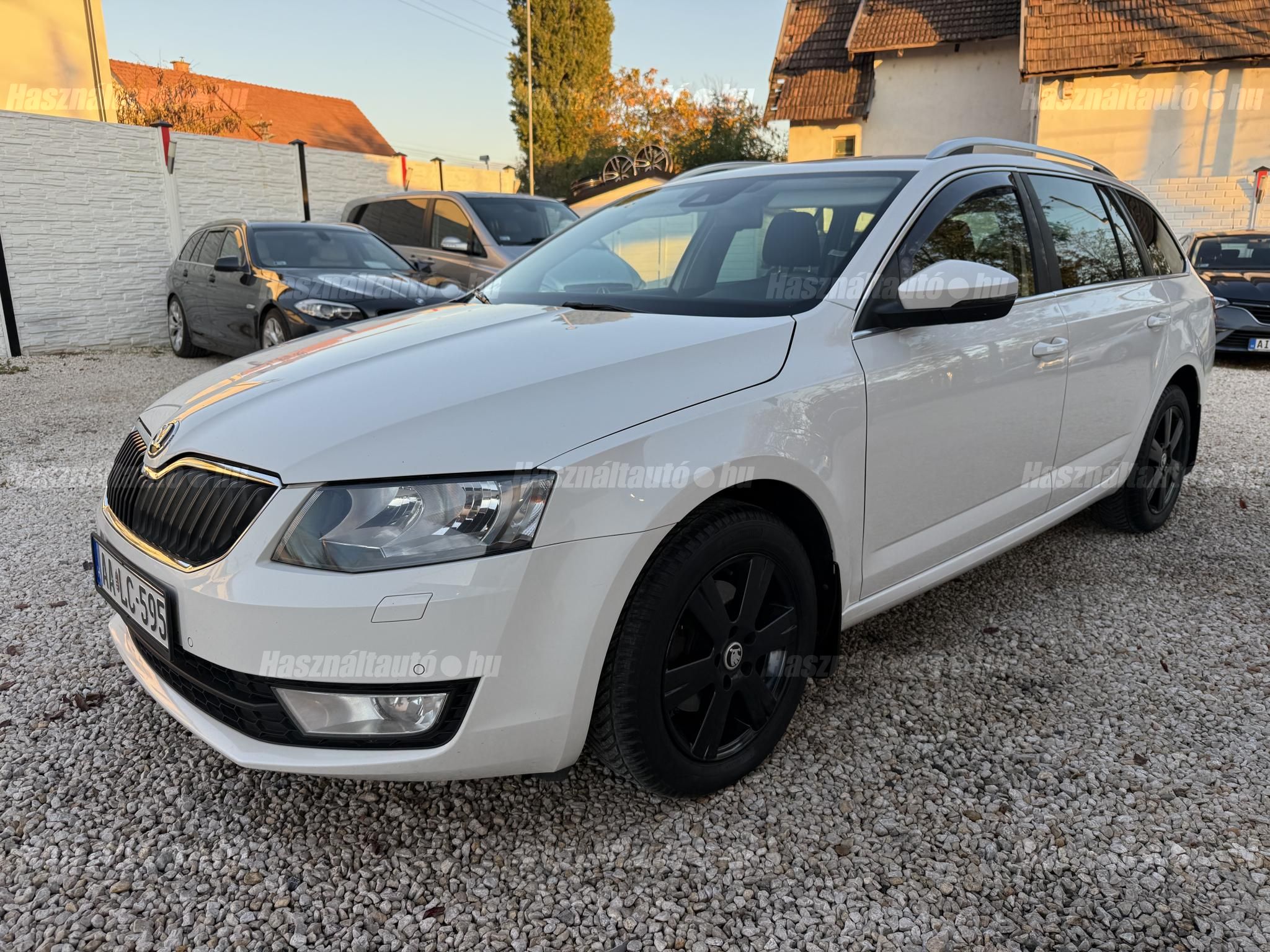 SKODA OCTAVIA 2013/6 - 1