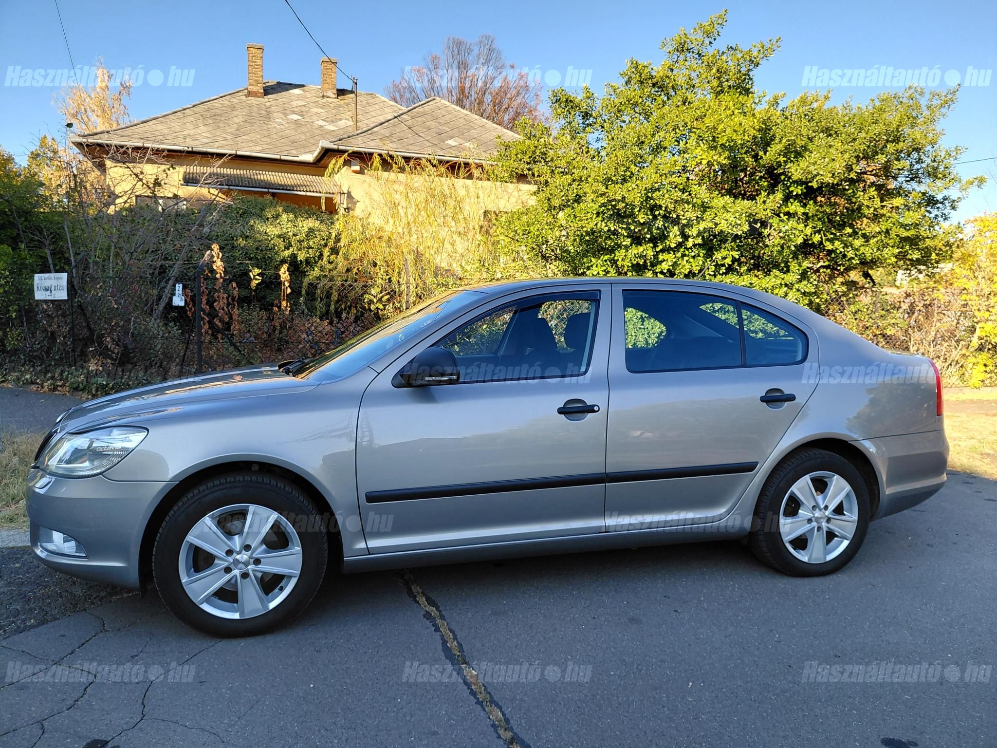 SKODA OCTAVIA 2010/7 - 1