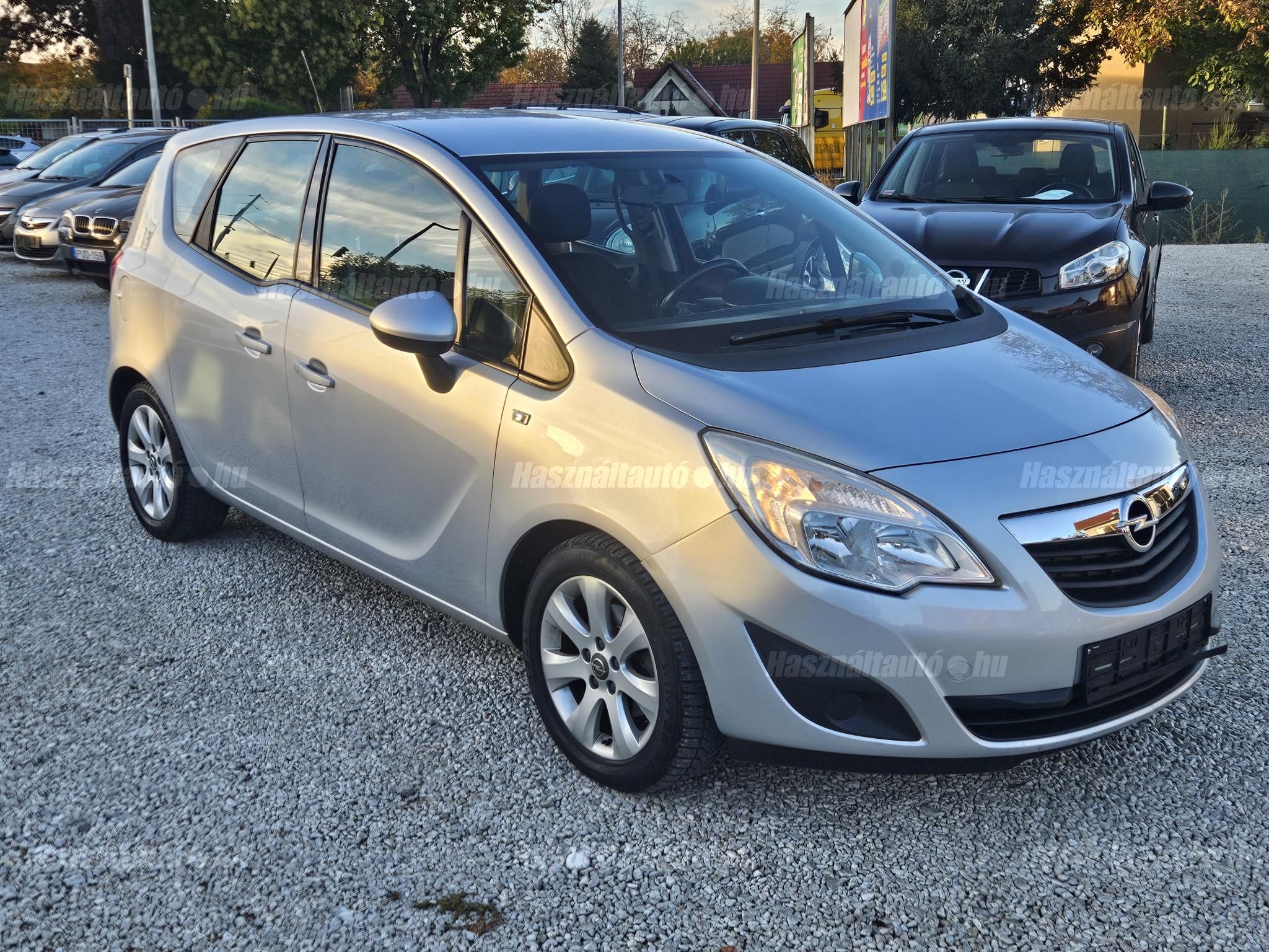 OPEL MERIVA B 2013/2 - 1
