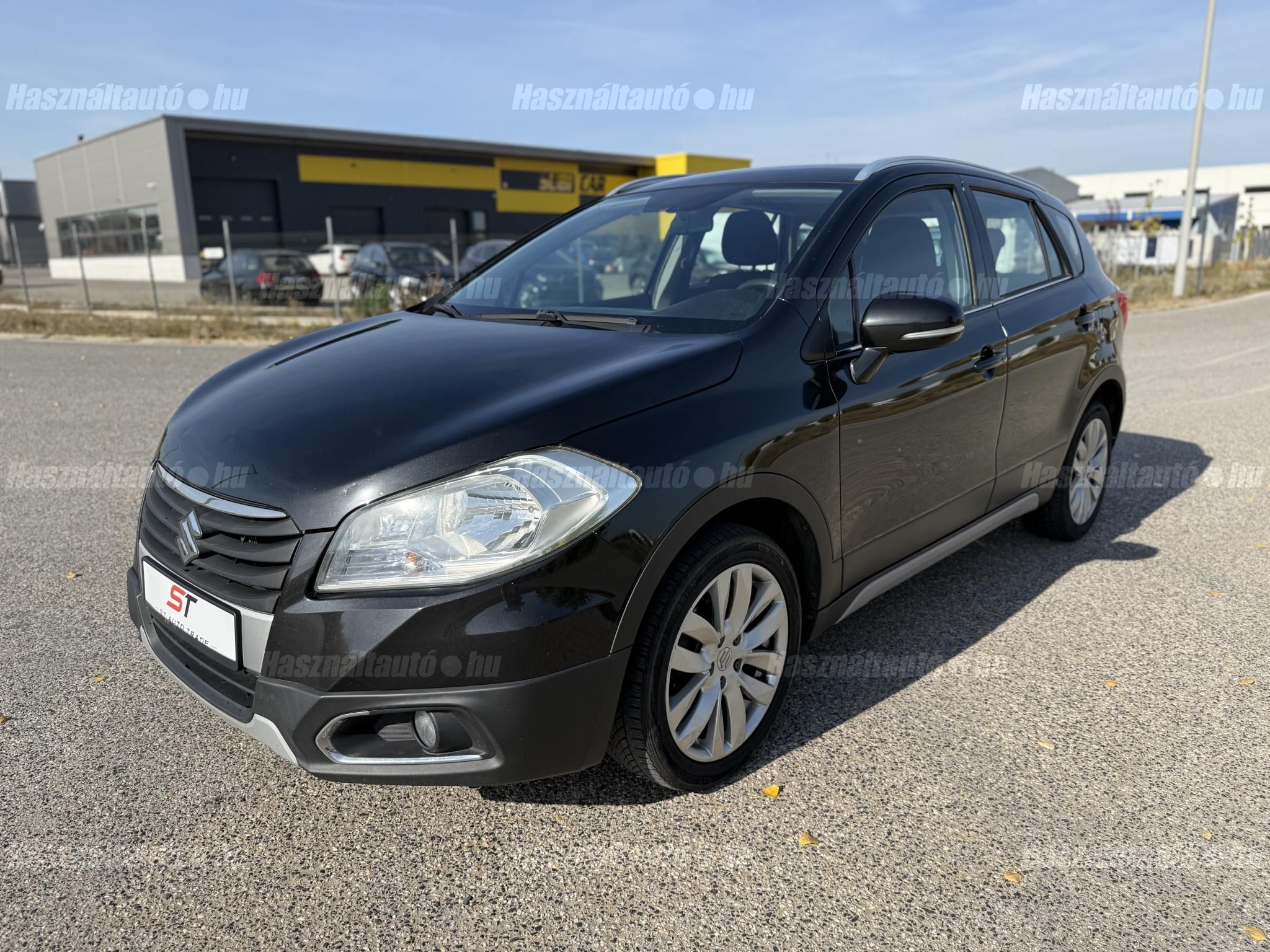SUZUKI SX4 S-CROSS 2015/8 - 1