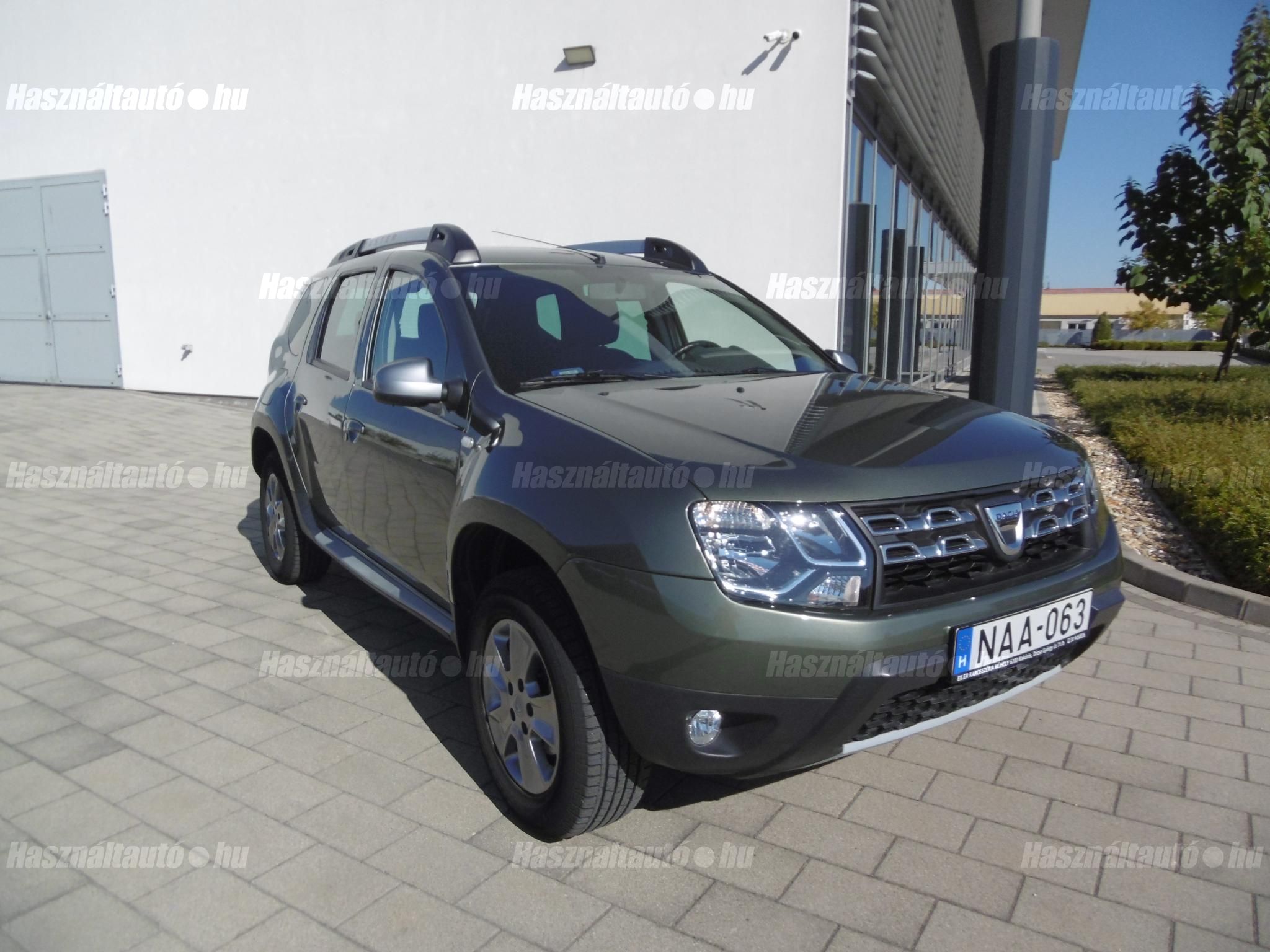 DACIA DUSTER 2015/4 - 1