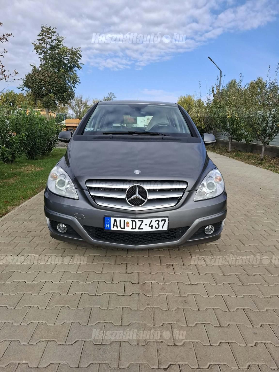 MERCEDES-BENZ B 180 2010/12 - 1