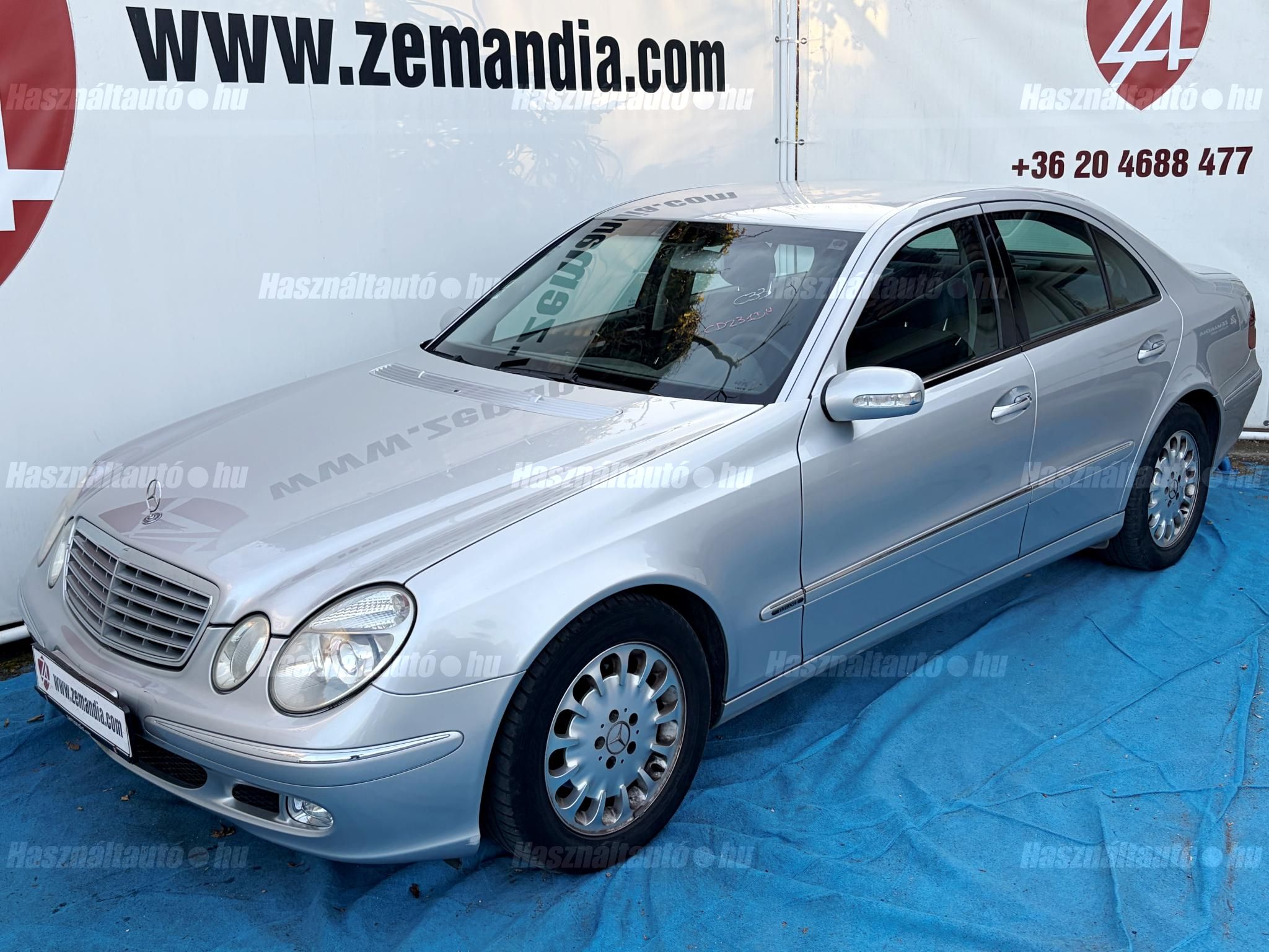 MERCEDES-BENZ E 270 2003/5 - 1