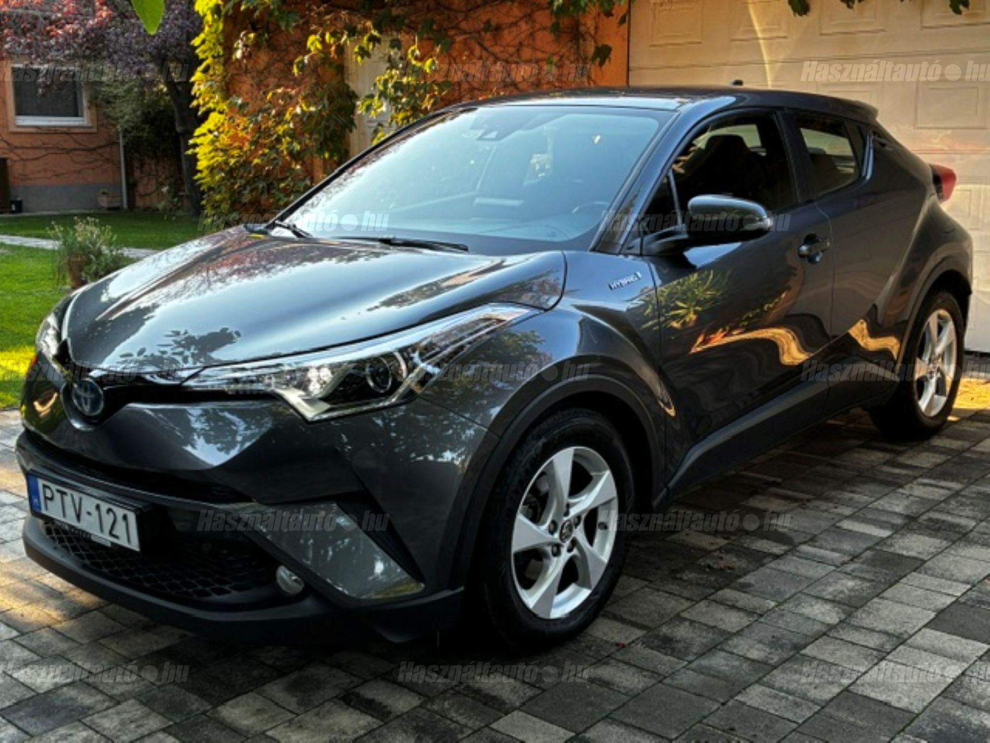 TOYOTA C-HR 2018/4 - 1