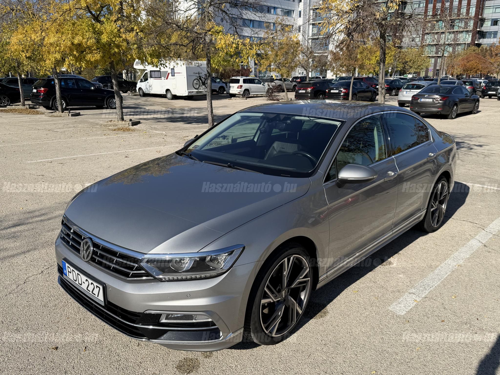 VOLKSWAGEN PASSAT VIII 2017/5 - 1