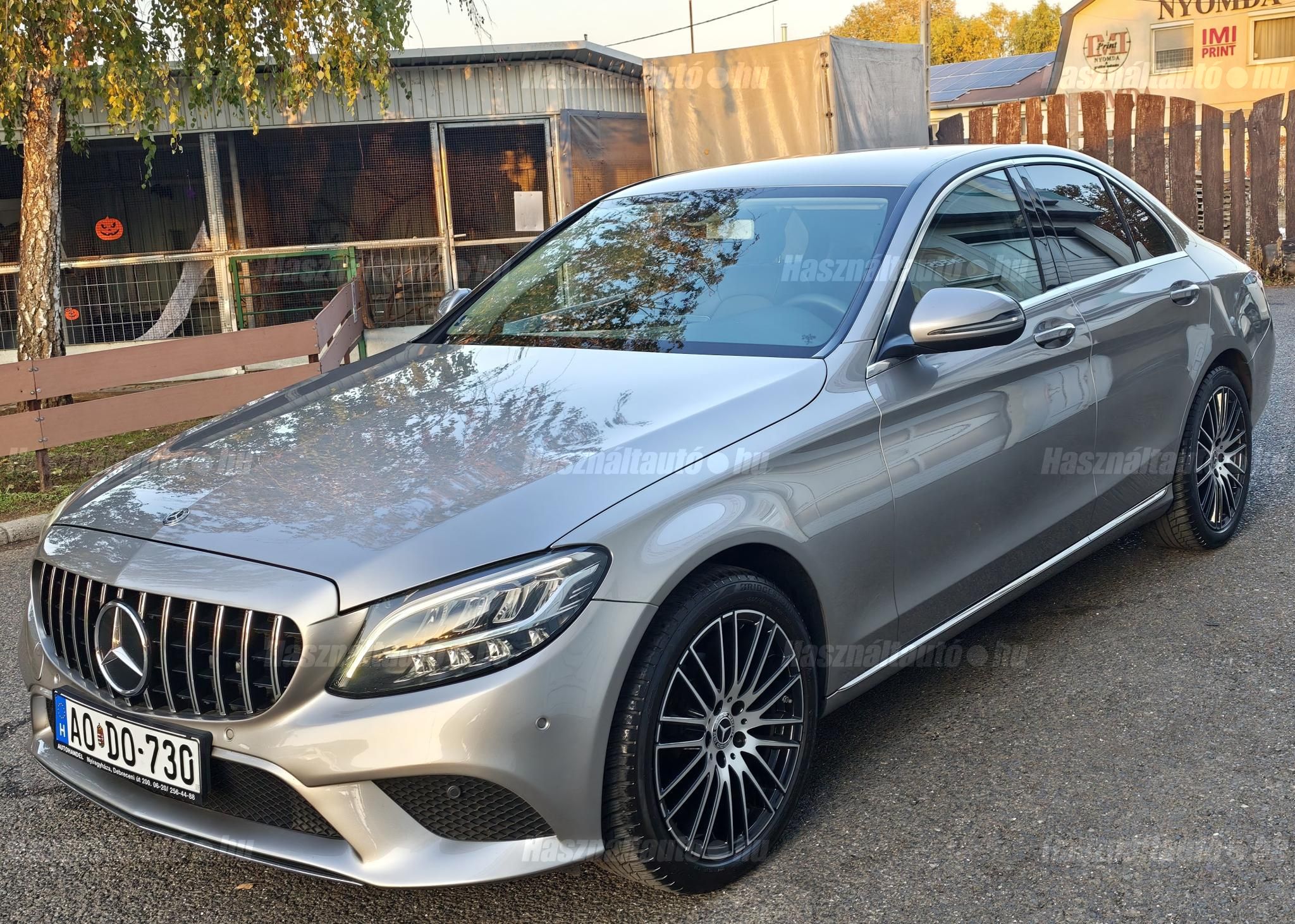 MERCEDES-BENZ C 180 2018/11 - 1