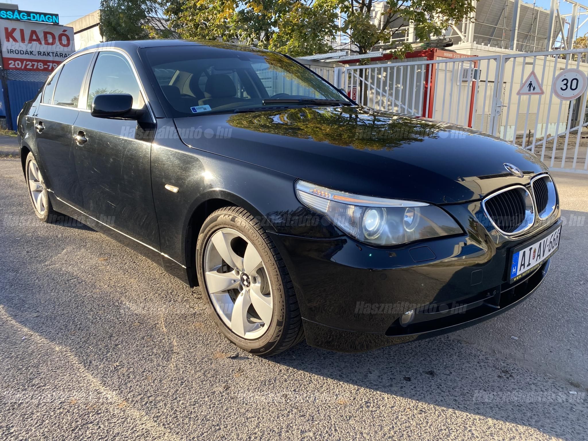 BMW 523 2005/3 - 1