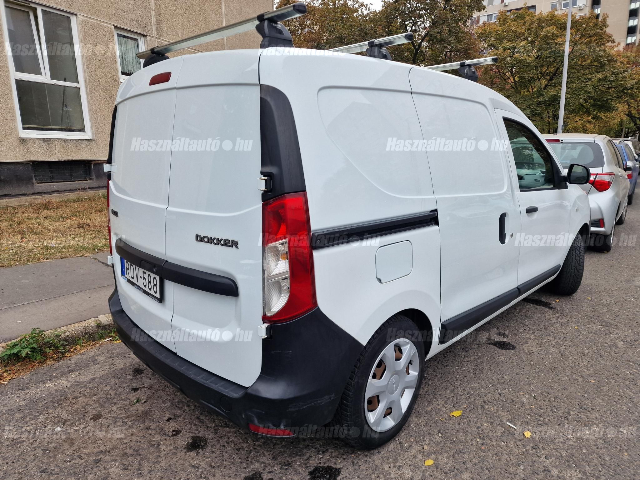 DACIA DOKKER 2018/11 - 1