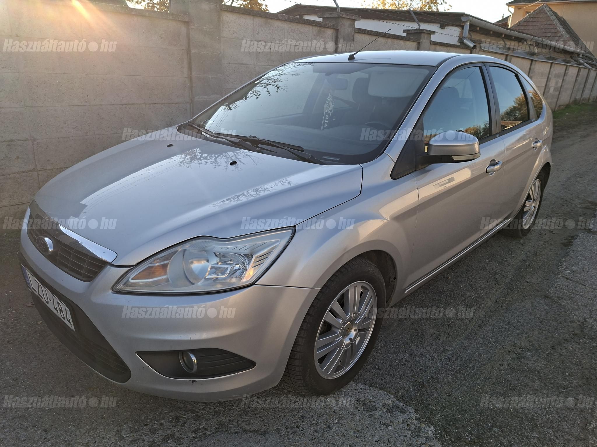 FORD FOCUS 2011/12 - 1