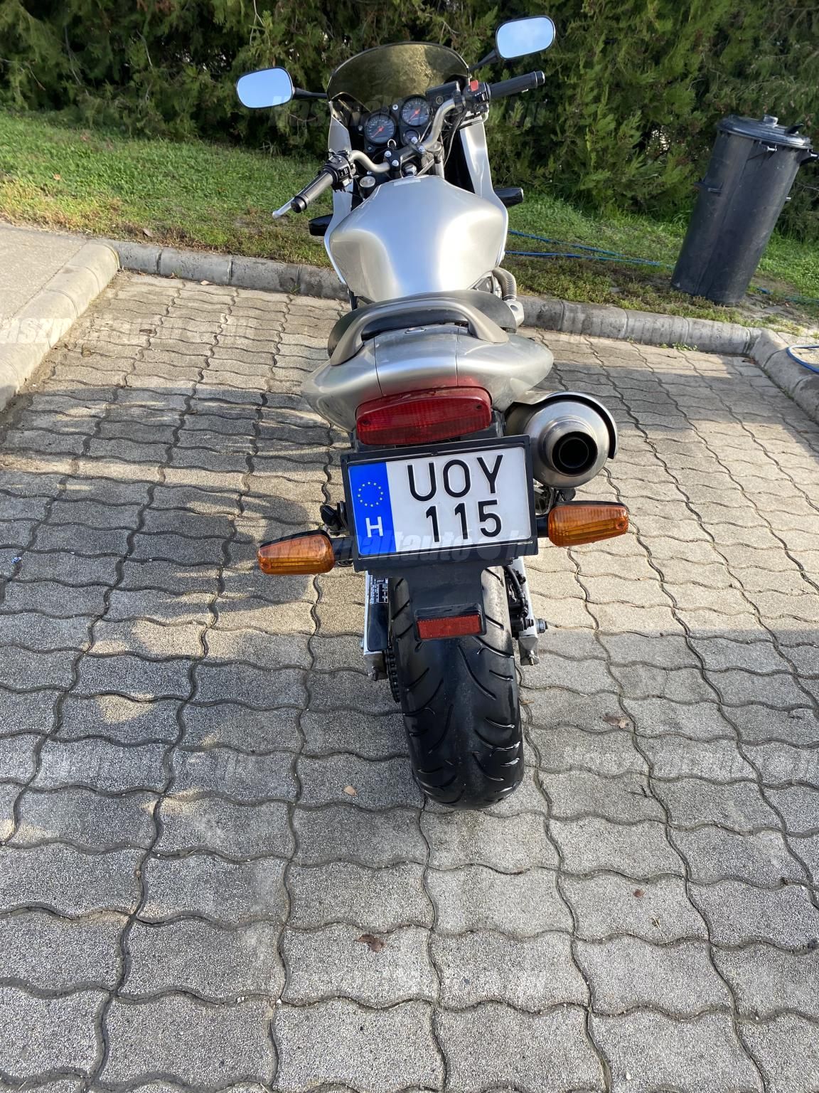 HONDA CB 600 F (HORNET) 2001 - 1