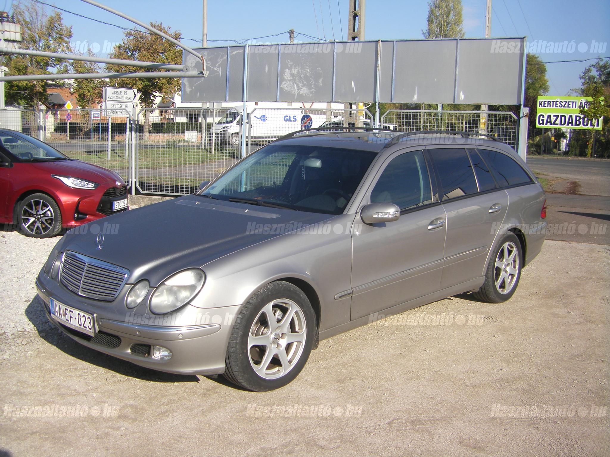 MERCEDES-BENZ E 320 2003/6 - 1