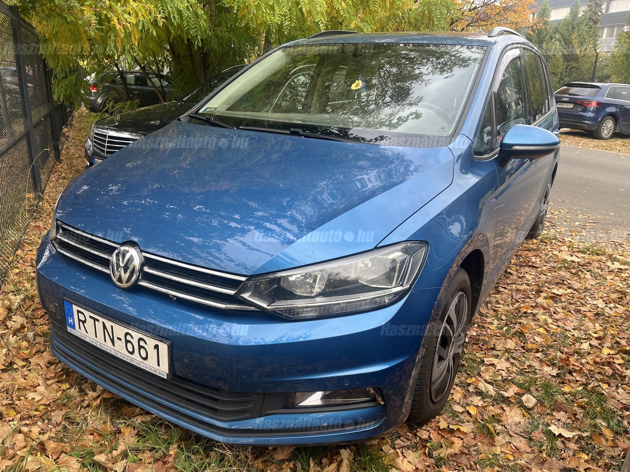 VOLKSWAGEN TOURAN 2015/10 - 1