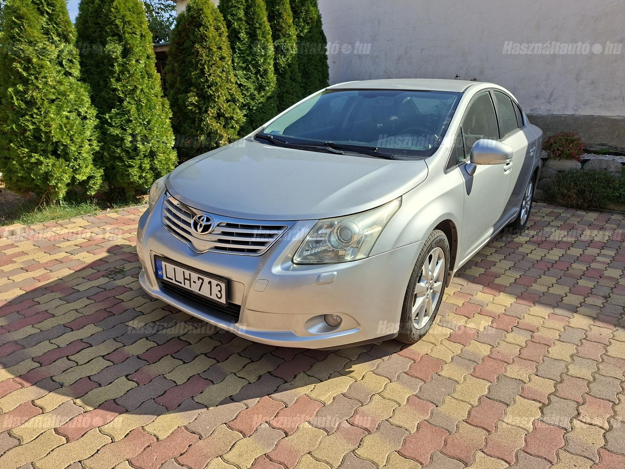 TOYOTA AVENSIS 2008 - 1