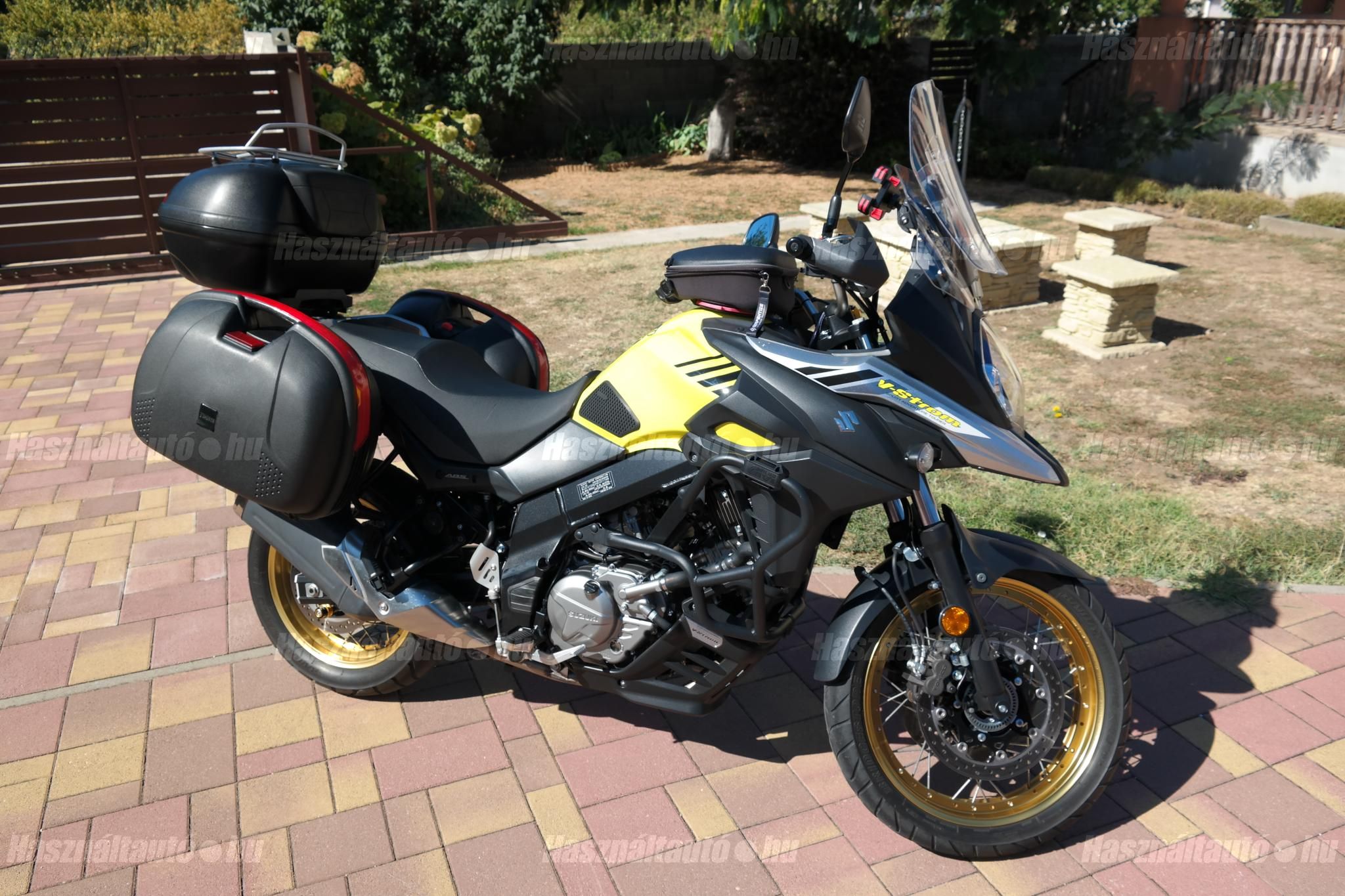 SUZUKI DL 650 2017 - 1