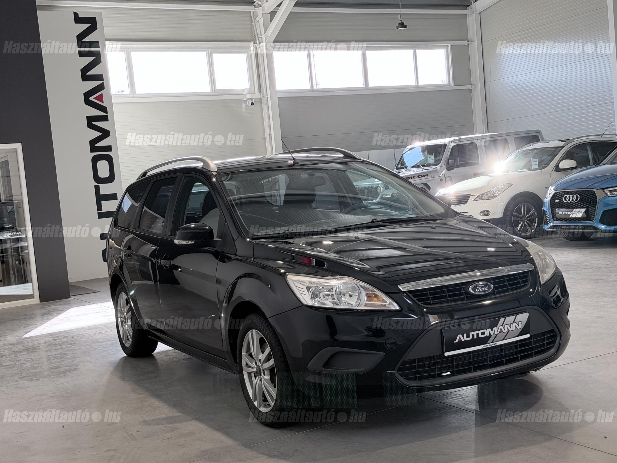 FORD FOCUS 2010/9 - 1